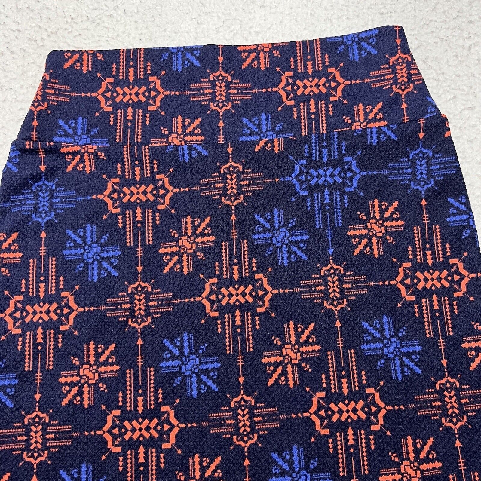 Other LuLaRoe Cassie Medium Pencil Skirt Diamond Geometric Stretch Size 32" / US 10 / IT 46 - 7 Thumbnail