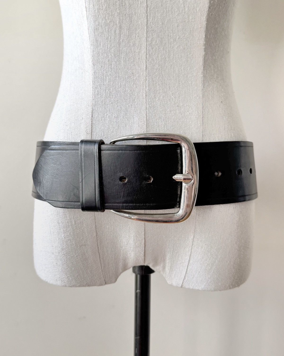 Ann Demeulemeester Ann Demeulemeester SS00 Oversized Black Leather Belt Size 30 - 5 Thumbnail