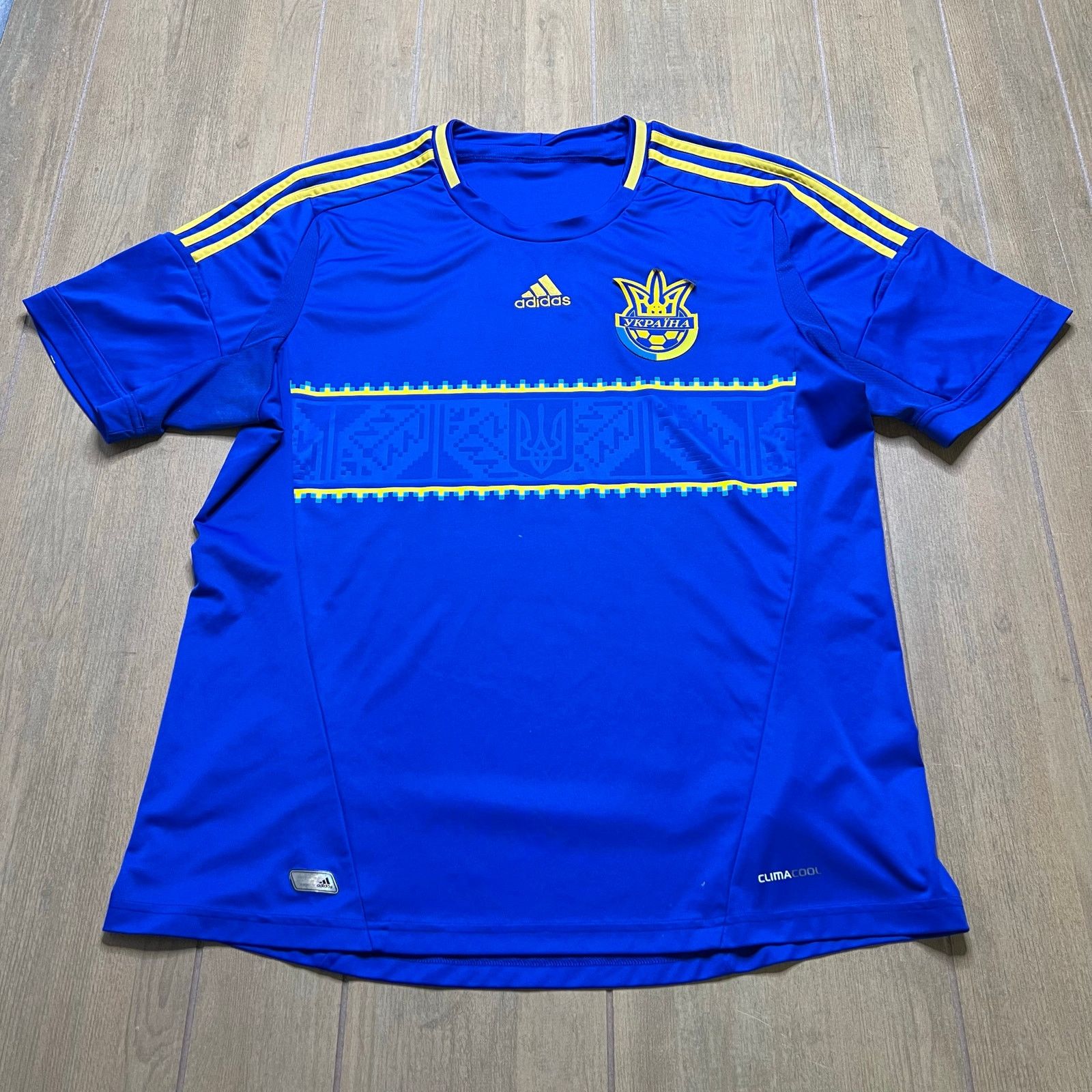 Adidas Ukraine Jersey Away football Soccer shirt 2012 Adidas Sz XL Size US XL / EU 56 / 4 - 1 Thumbnail