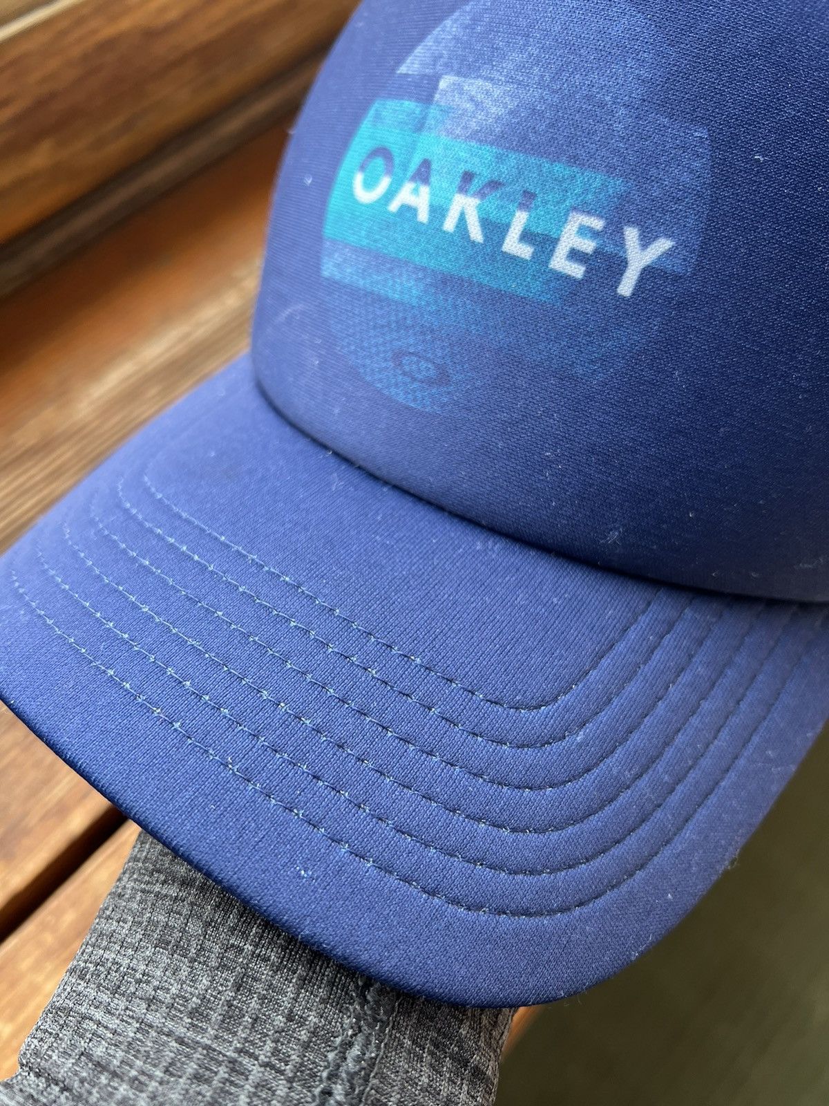 Vintage Y2K Trucker Hat Oakley Cap Big Logo Size ONE SIZE - 4 Thumbnail