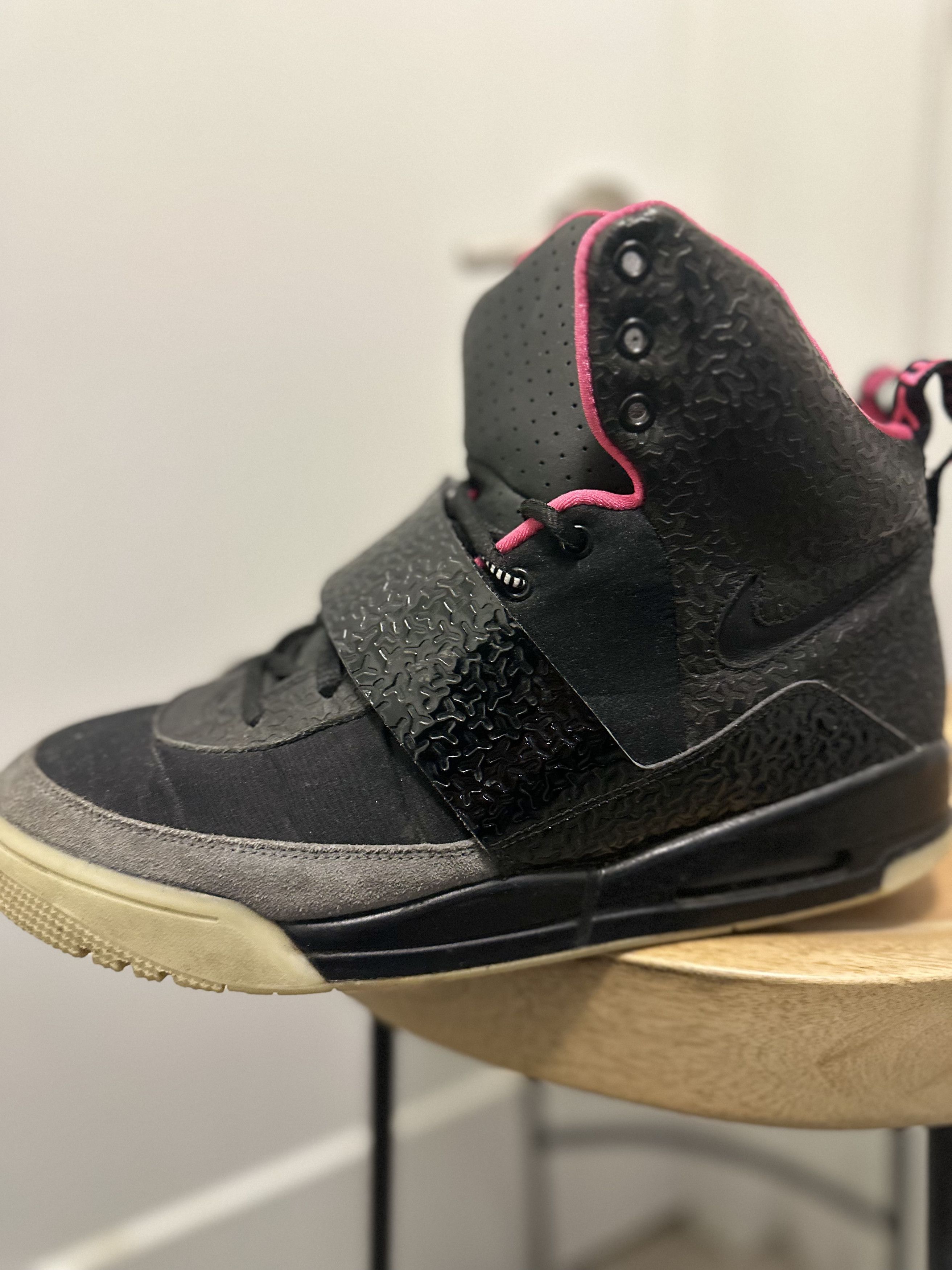 Kanye West × Nike Nike Air Yeezy 1 "Blink" Size US 10.5 / EU 43-44 - 2 Thumbnail