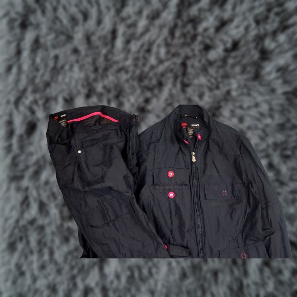 Versace VINTAGE Versace Sport Jacket x Cargo Pants Navy Nylon Blend Jacket x Pants Navy 90s 90s Versace Logo Size 27" / US 4 / IT 40 - 1 Thumbnail