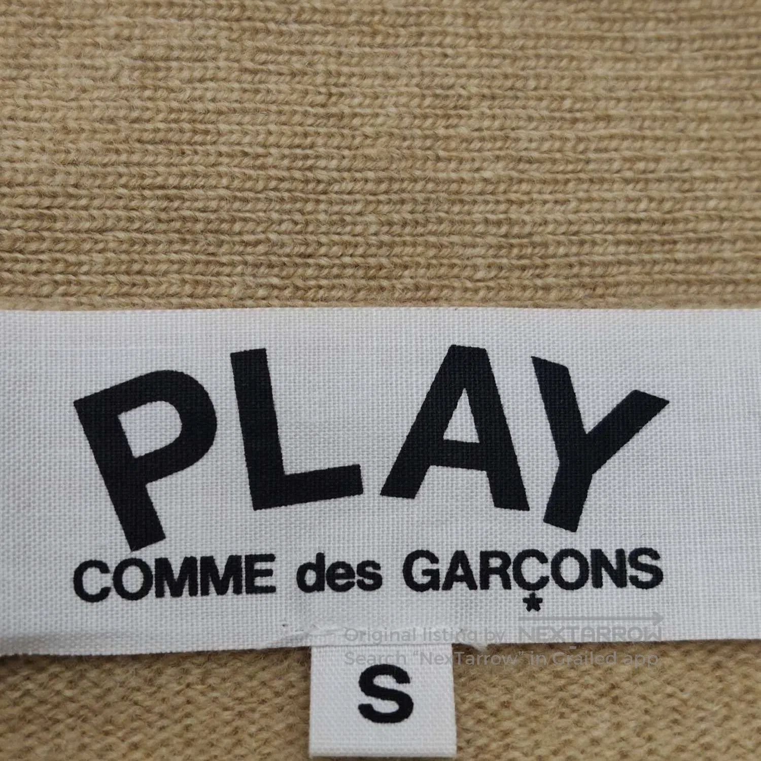 Comme des Garcons Comme des Garçons Play Beige Heart Logo Cardigan S. Size US S / EU 44-46 / 1 - 2 Thumbnail
