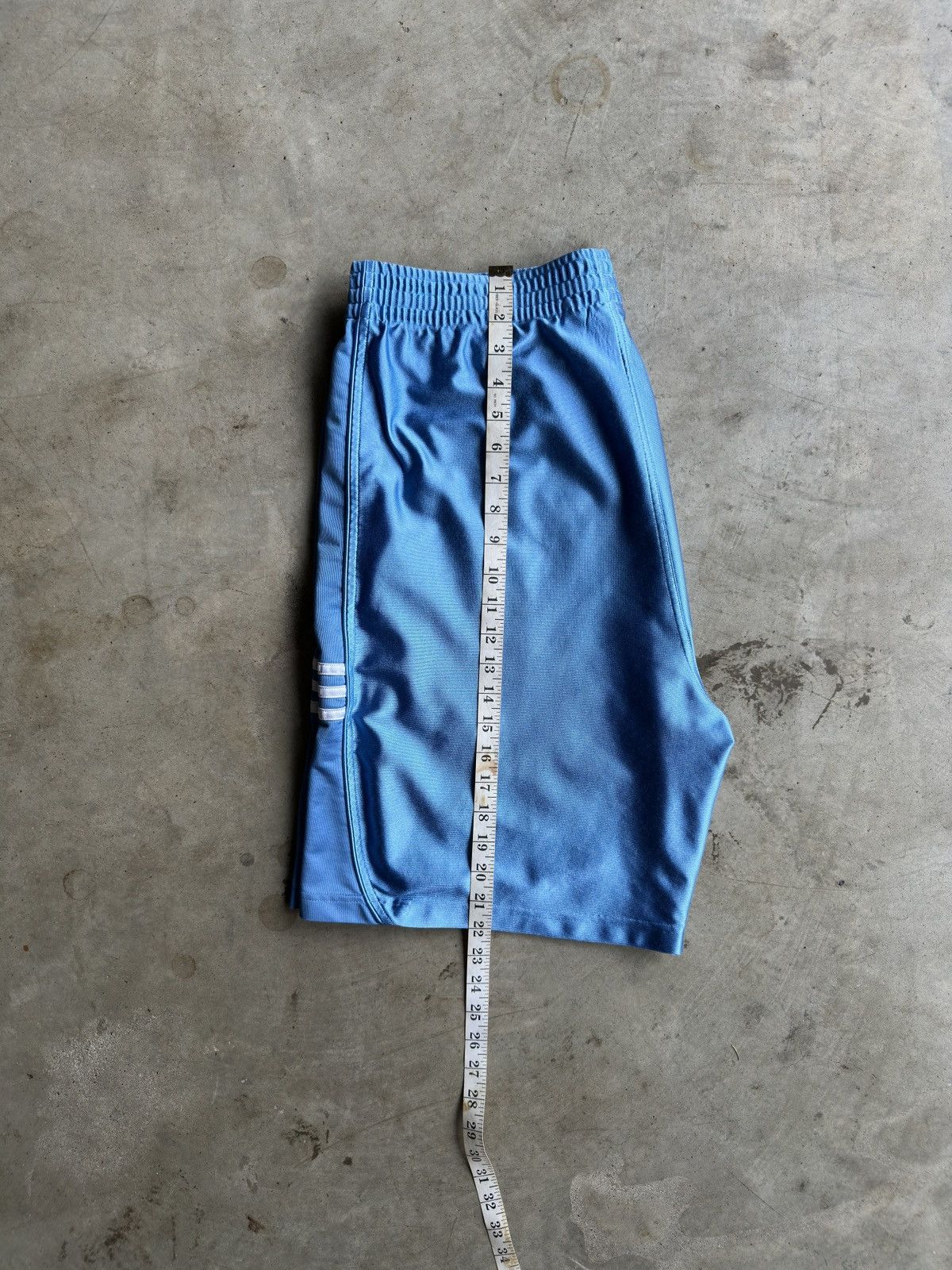 Adidas Vintage Blue Adidas Basketball Shorts - XL Size US 33 - 6 Thumbnail