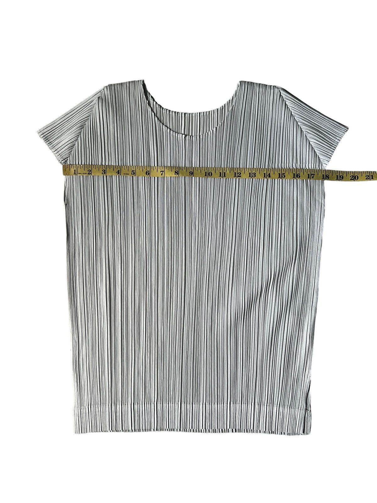 Issey Miyake Pleats Please Half Sleeve Pleated Tops Size S / US 4 / IT 40 - 11 Thumbnail