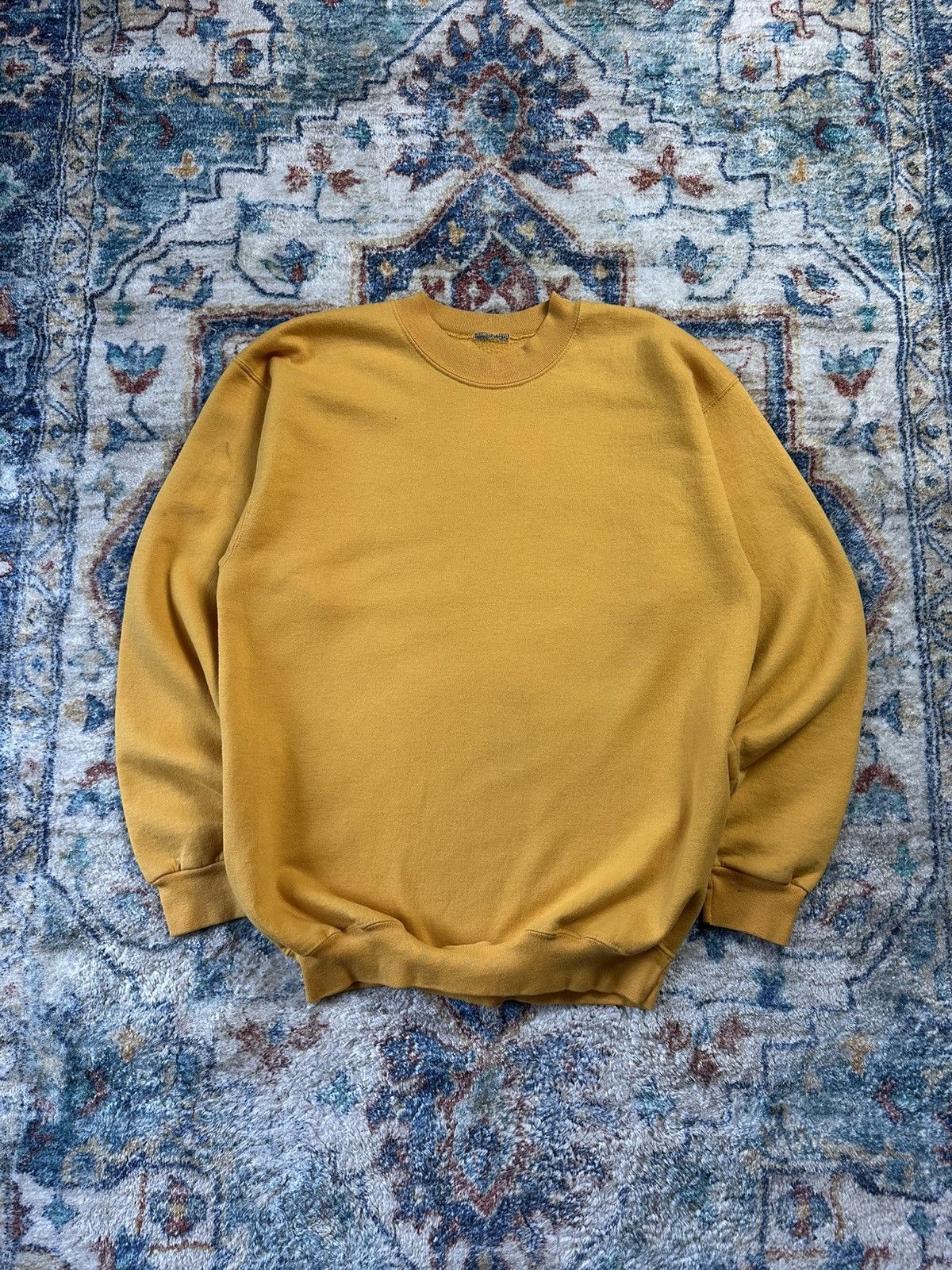 Champion × Vintage Vintage Champion Yellow Blank Crewneck Large Size US L / EU 52-54 / 3 - 1 Thumbnail