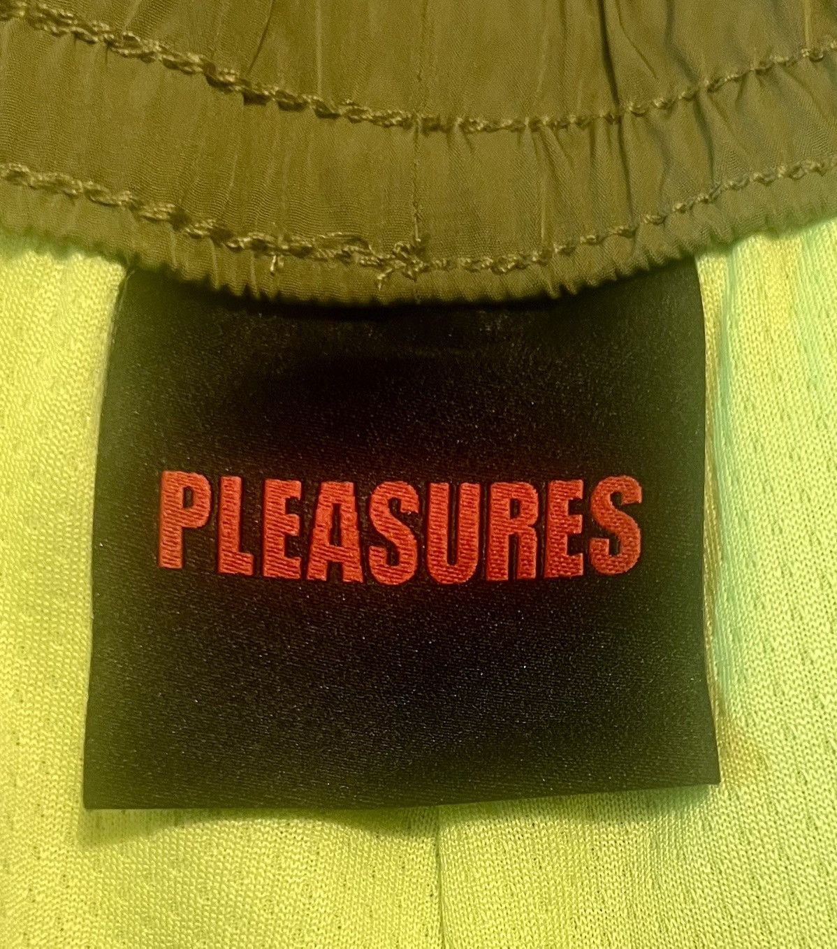 Pleasures Authentic Pleasures Venus Sport Shorts olive green XXL Size US 40 / EU 56 - 3 Thumbnail