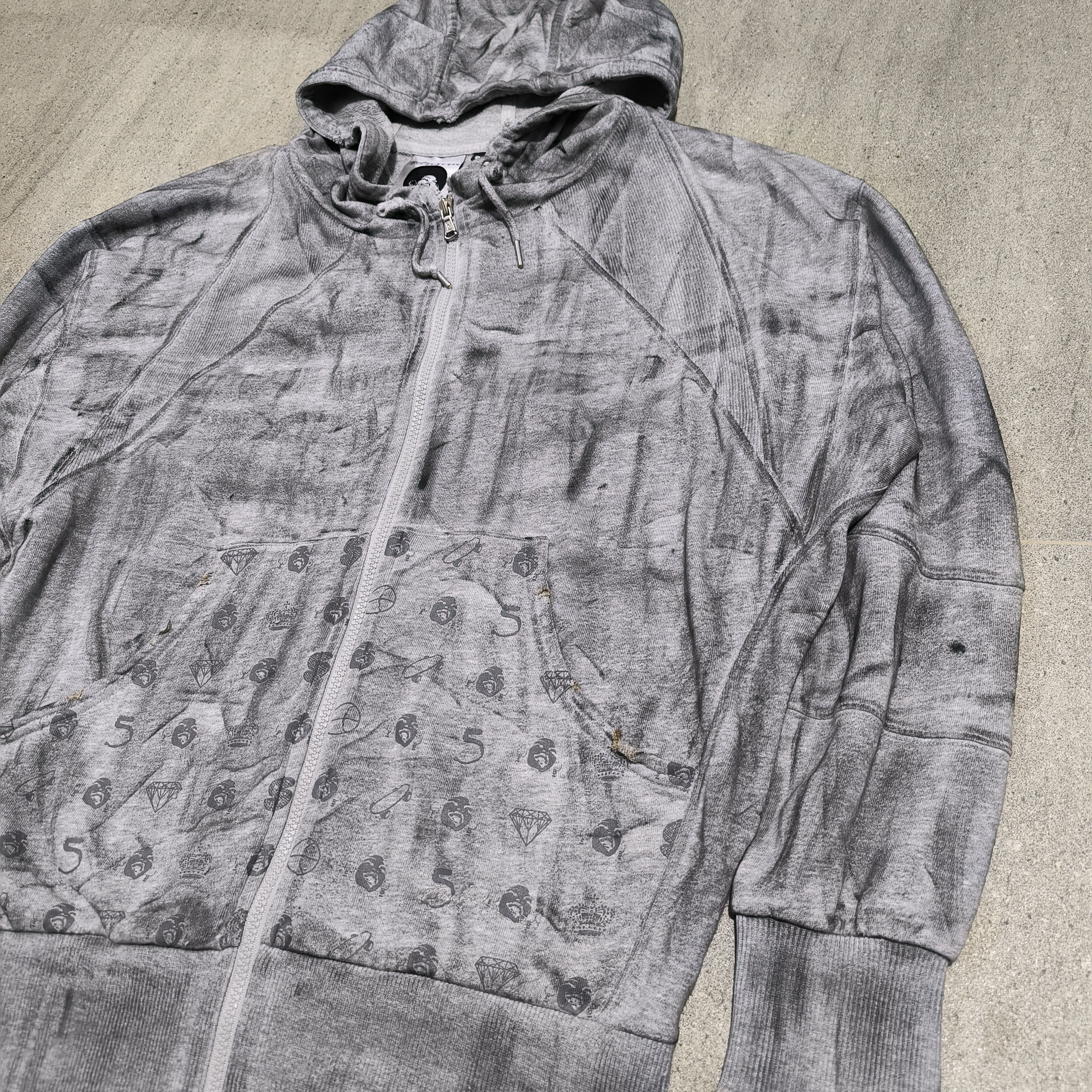 Fubu Fubu distressed dirty hoodie Size M / US 6-8 / IT 42-44 - 1 Thumbnail