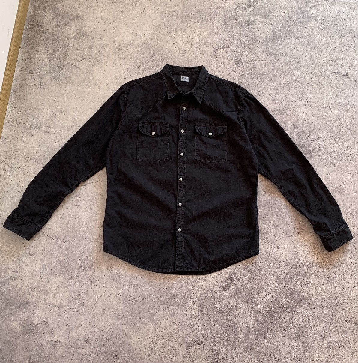 Edwin Vintage Edwin Black Button Up Shirt Japanese Brand L Size Size US L / EU 52-54 / 3 - 1 Thumbnail