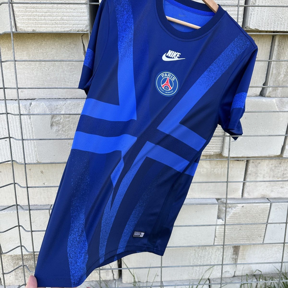 Nike Paris Saint Germain PSG Pre Match 2019 20 Football Jersey M Size US M / EU 48-50 / 2 - 3 Thumbnail