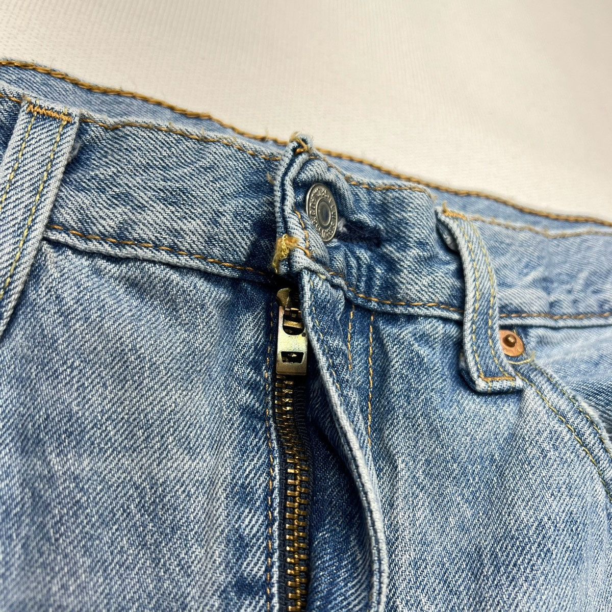 Levi's Levis Jeans Blue 502 Regular Taper Denim Washed Faded Y2K Size US 30 / EU 46 - 9 Thumbnail