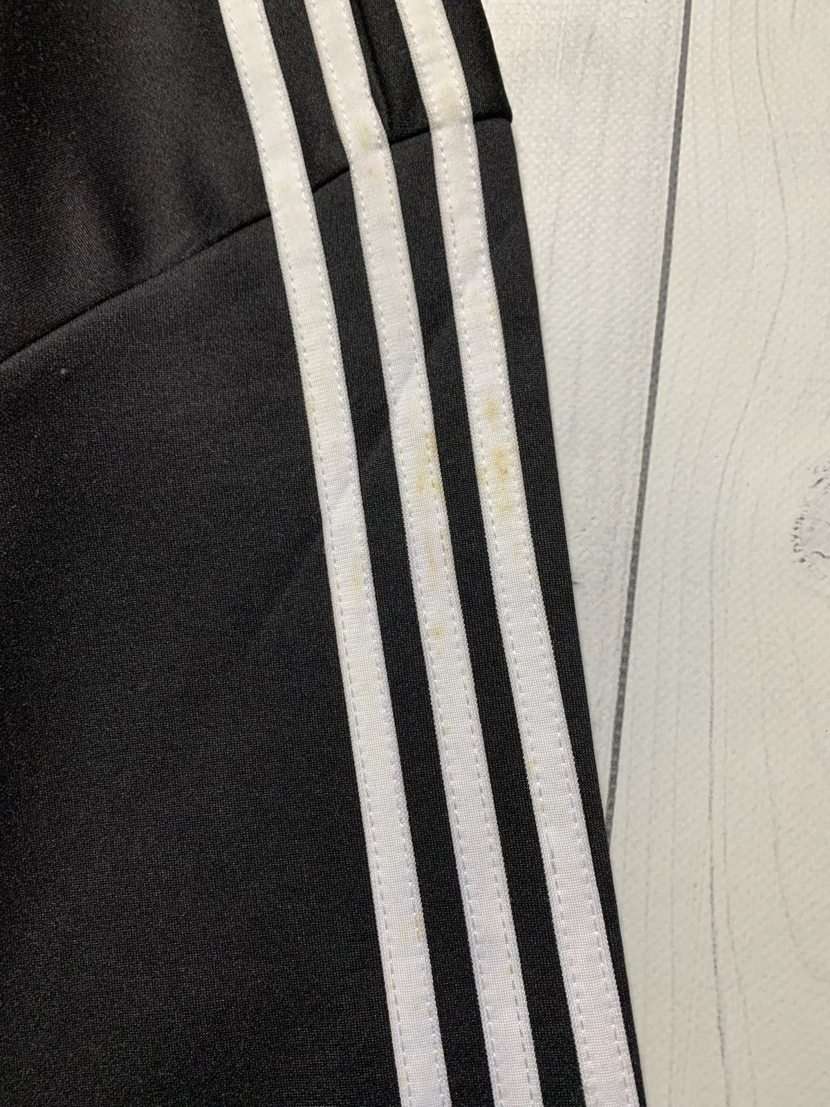 Adidas × Star Wars × Vintage Vintage Adidas x Star Wars zip hoodie size L black rare Size US L / EU 52-54 / 3 - 5 Thumbnail