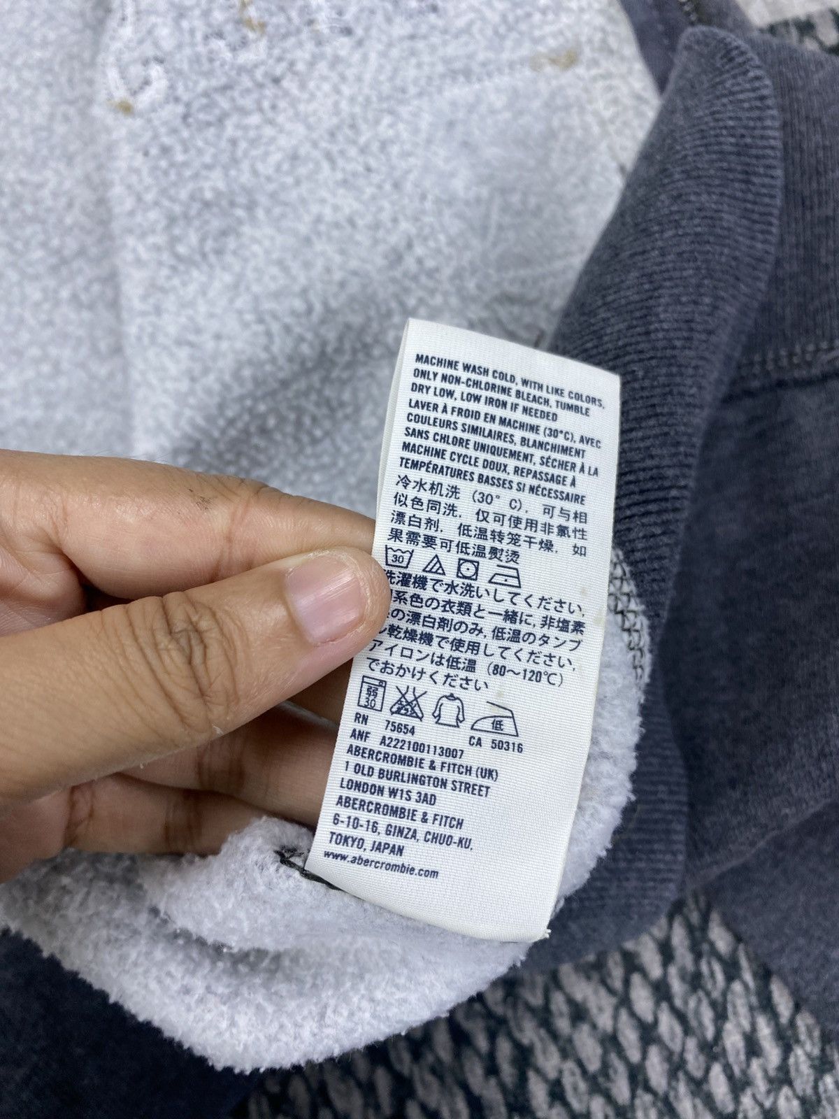 Abercrombie & Fitch Vintage Abercrombie & Fitch Embroidered Zip-Up Hoodies Size US S / EU 44-46 / 1 - 11 Thumbnail