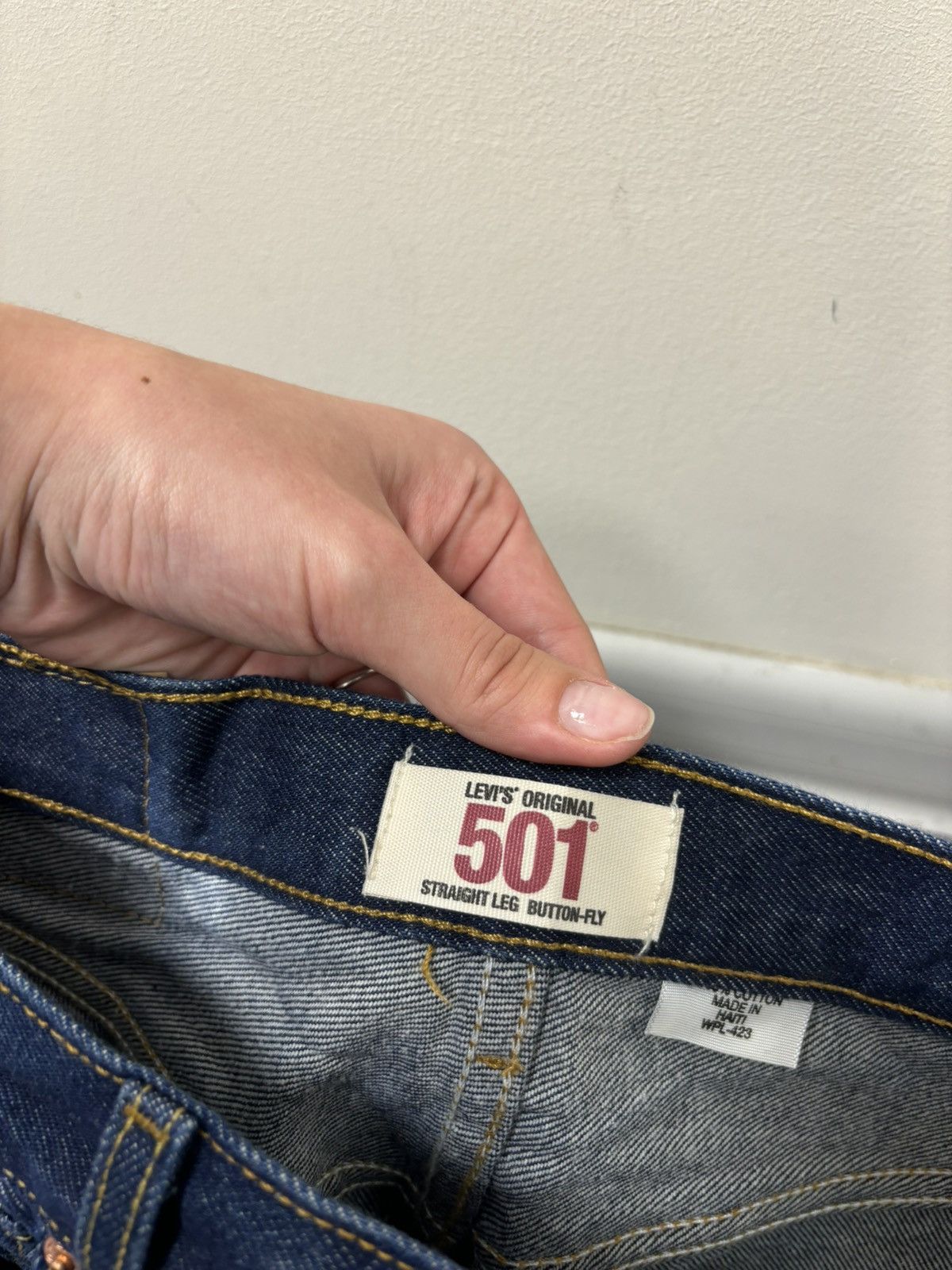 Levi's Vintage Levi’s 501 Straight Leg Button-Fly Blue Denim Jeans Size US 32 / EU 48 - 14 Thumbnail