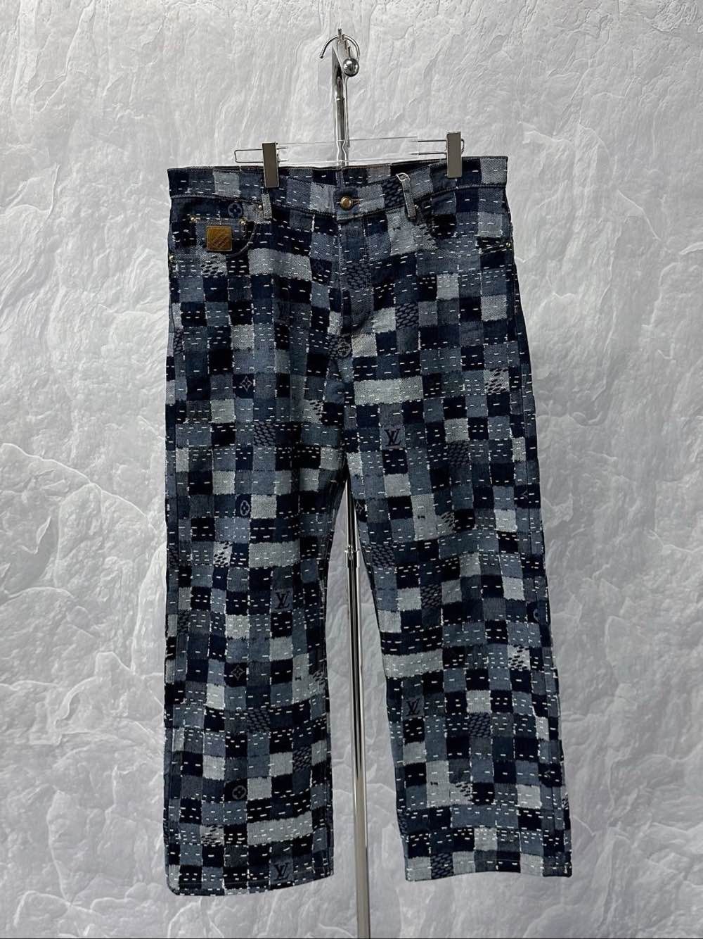 Louis Vuitton Louis Vuitton Patchwork Denim Jeans Size 36 Size US 36 / EU 52 - 1 Thumbnail