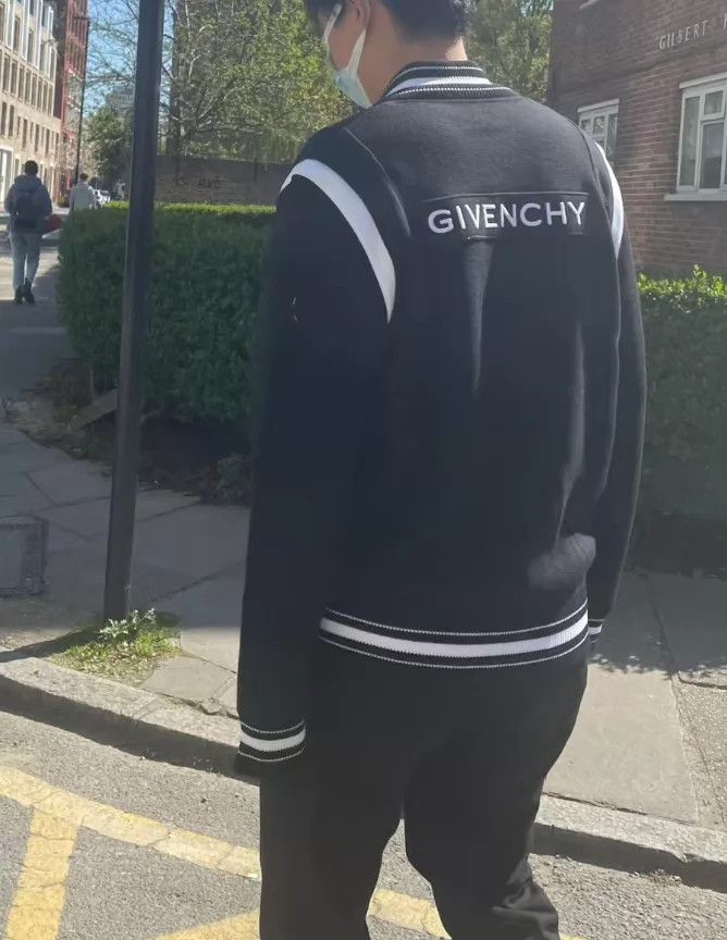 Givenchy Givenchy Men's Black Baseball Jacket L 98 New Size US L / EU 52-54 / 3 - 8 Thumbnail