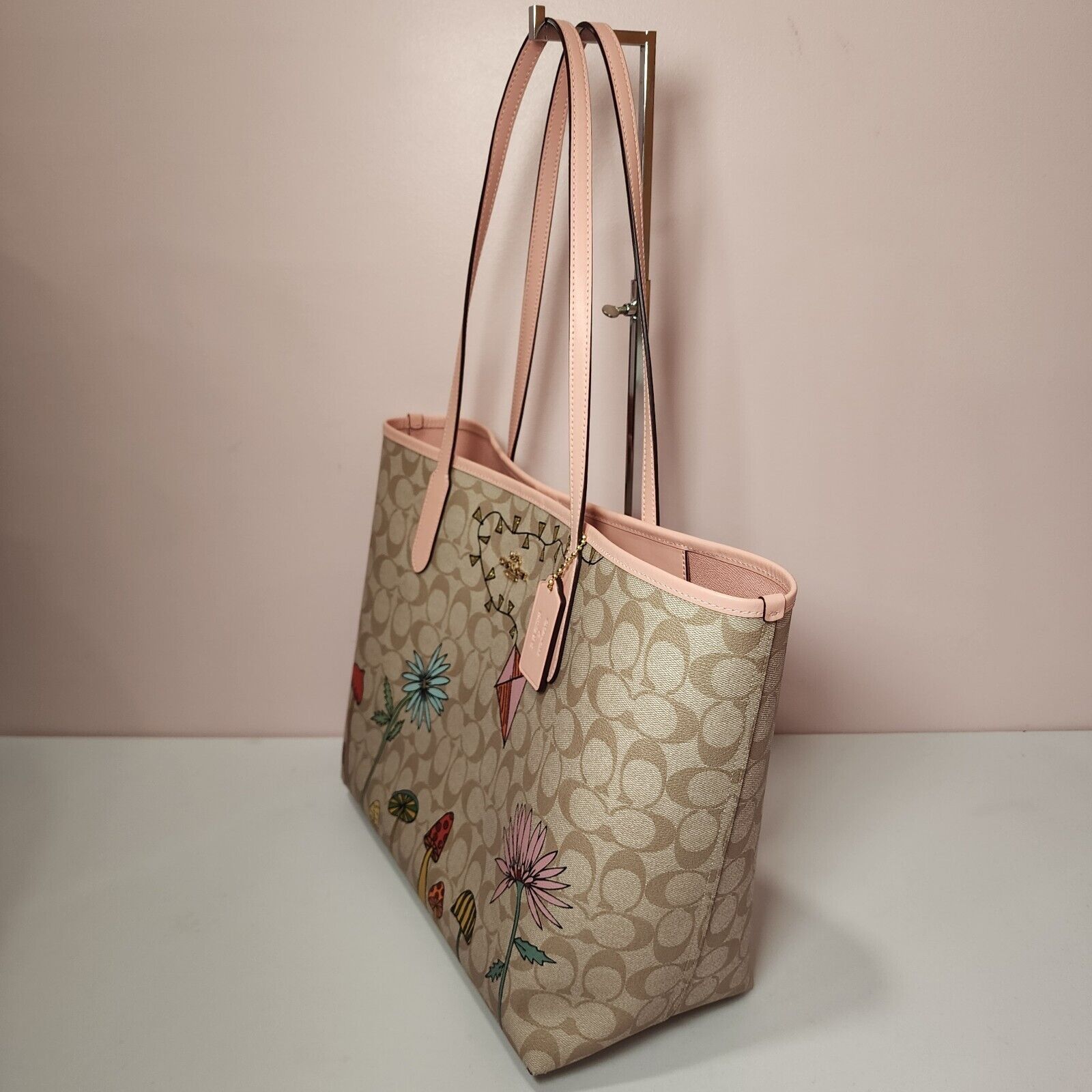 Coach Coach CU392 Coach X Observed By Us City Tote Bag Signature Size ONE SIZE - 4 Thumbnail