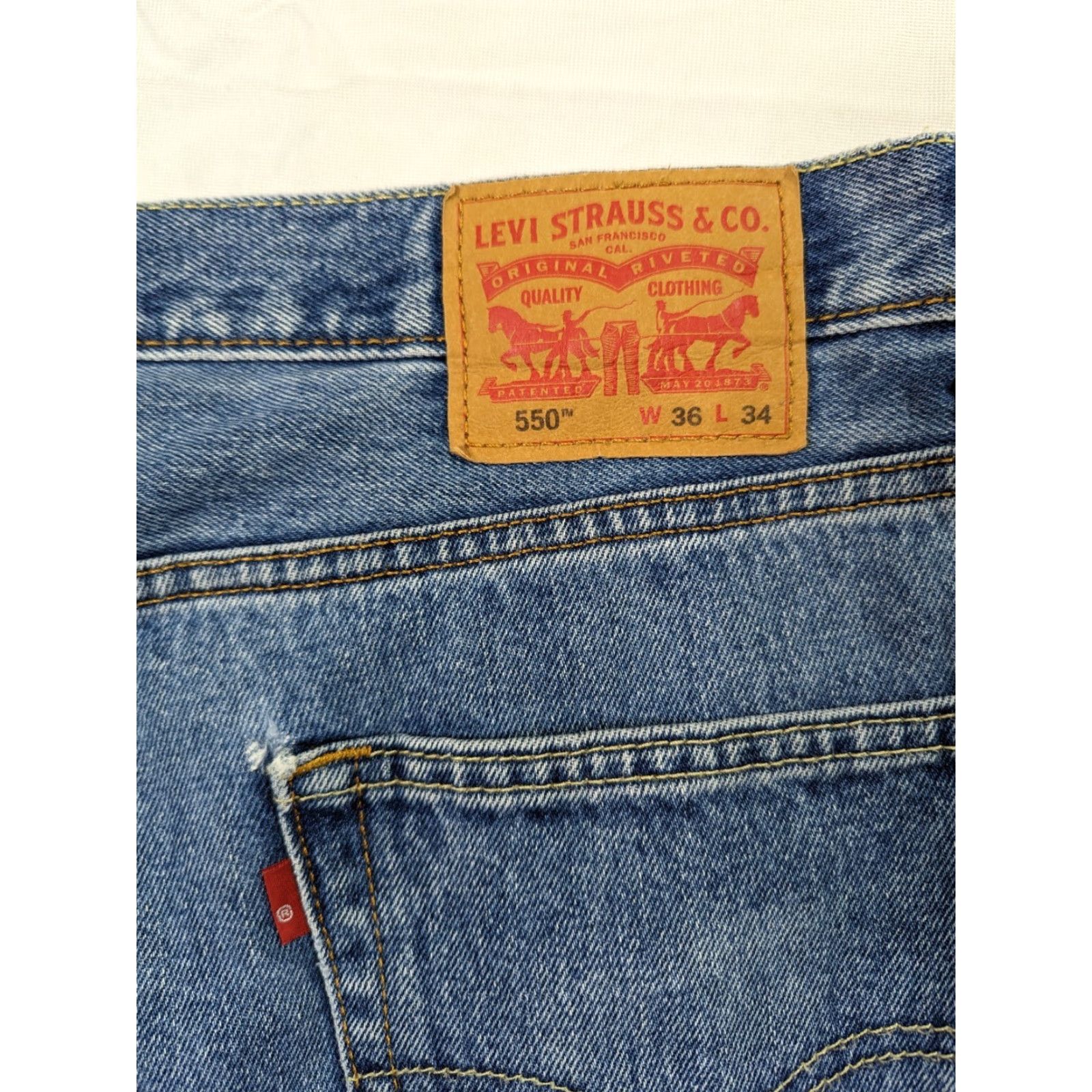 Levi's Levis 550 Jeans Mens 36x34 Relaxed Tapered Blue Denim Light Wash Cotton Work M5M Size US 36 / EU 52 - 3 Thumbnail