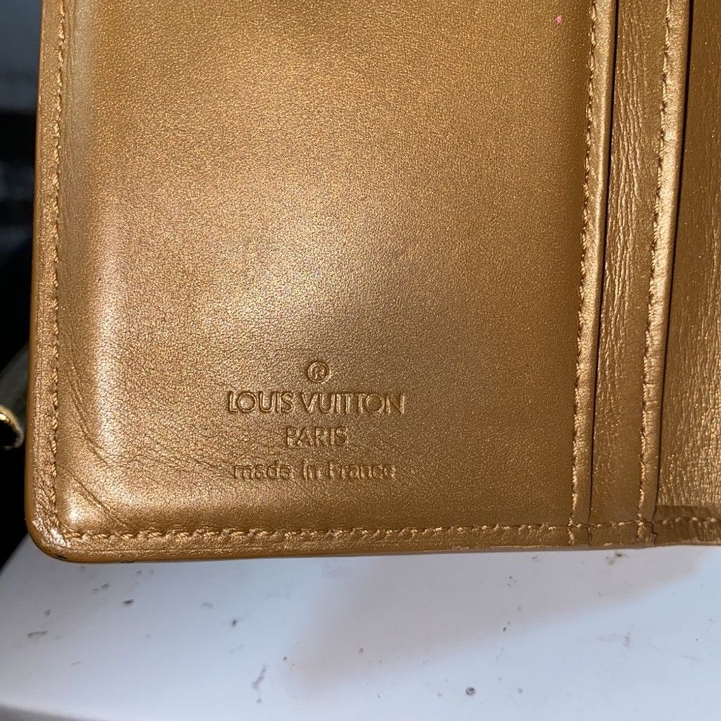 Louis Vuitton Authentic Rare Louis Vuitton Matte Kisslock Wallet Size ONE SIZE - 6 Thumbnail