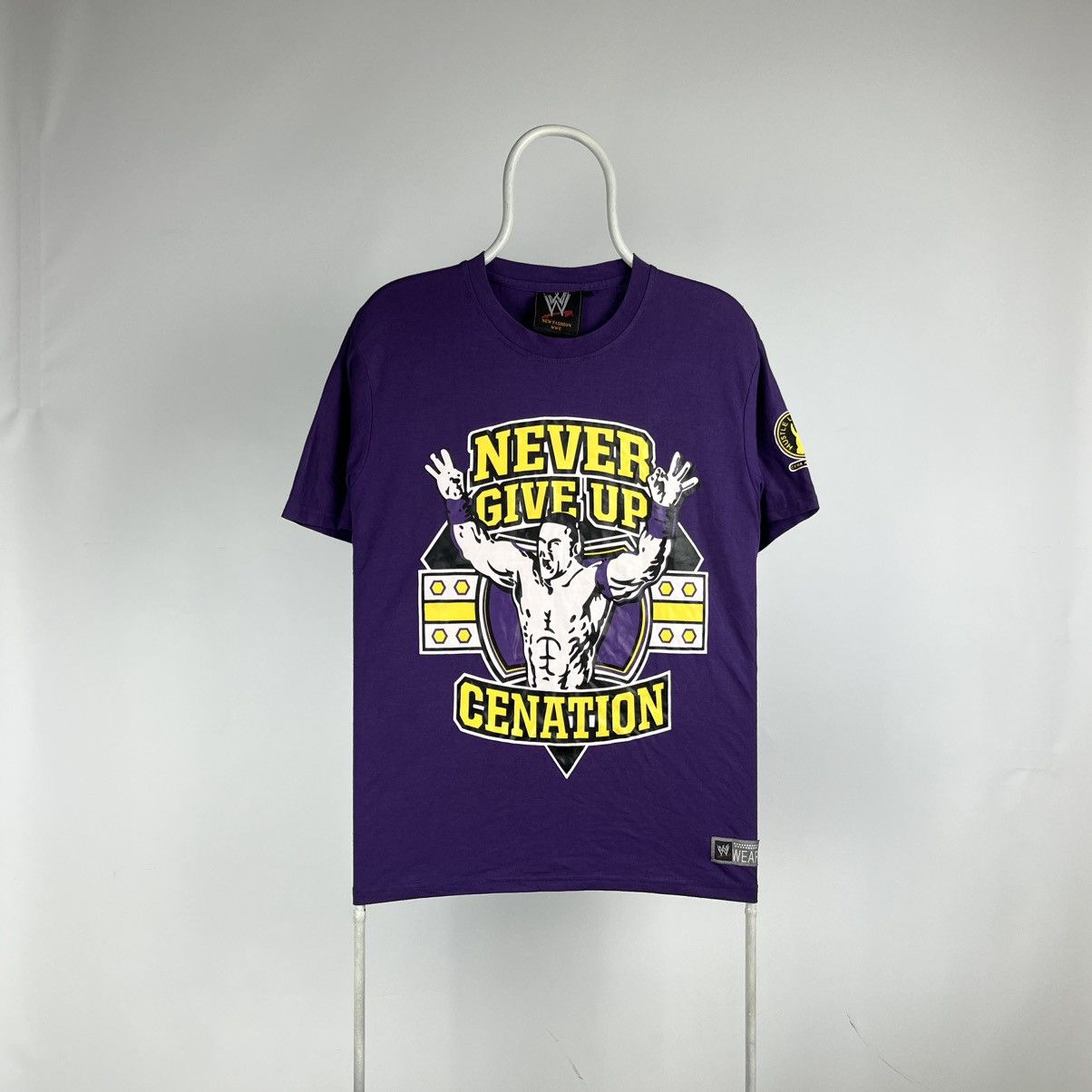 WWE Wwe Tshirt never give up carnation size XLarge Size US XL / EU 56 / 4 - 1 Thumbnail