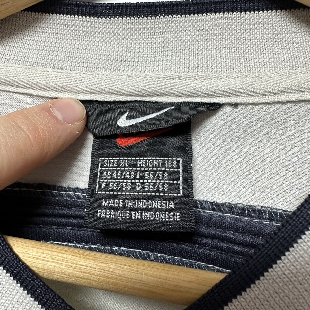 Nike Nike Vintage 90s 00s T-shirts Rare Size US XL / EU 56 / 4 - 7 Thumbnail