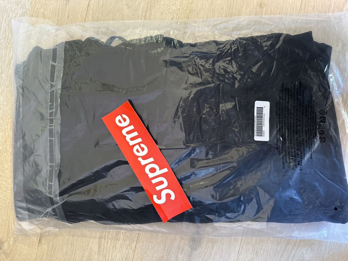 Antihero × Supreme Supreme X Antihero Size US M / EU 48-50 / 2 - 2 Thumbnail