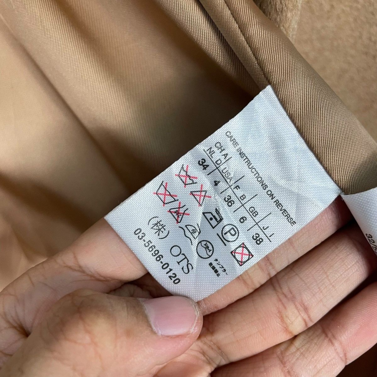 Max Mara Max Mara Brown Coat With Large Fur Collar Size XS / US 0-2 / IT 36-38 - 18 Thumbnail