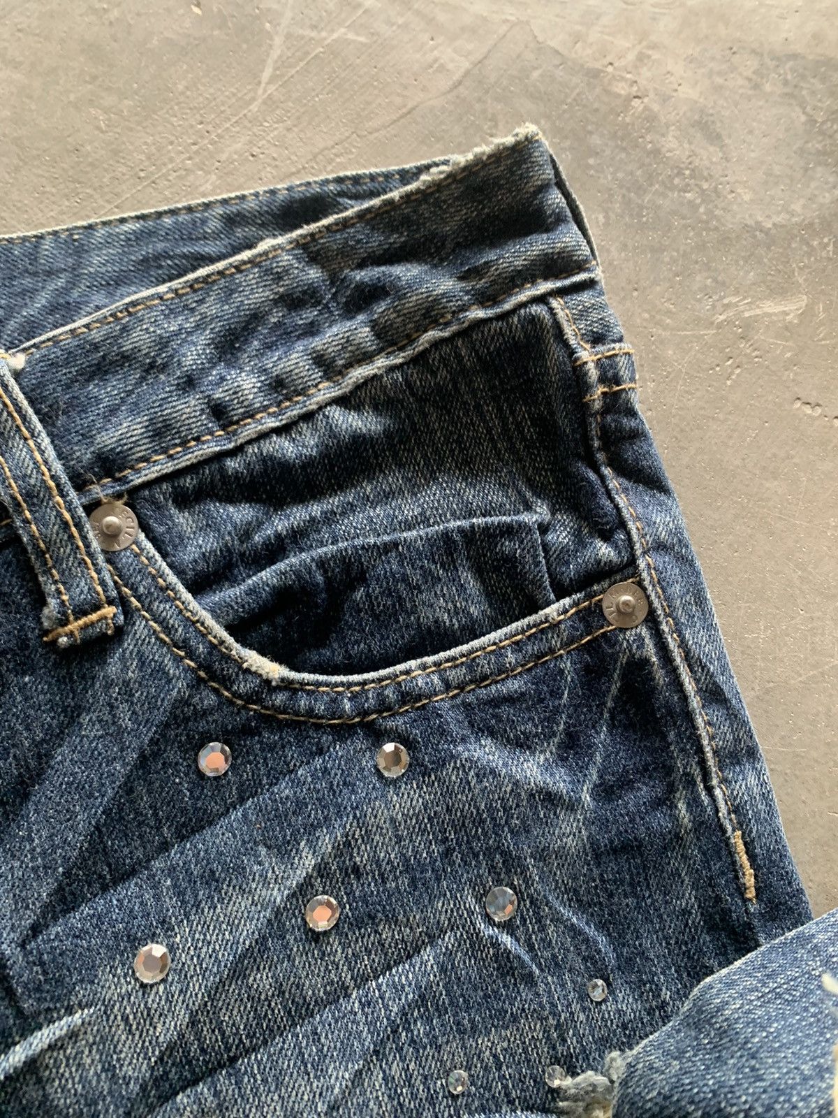 20471120 × Japanese Brand flared distressed beaded cecil mcbee japanese jeans Size US 29 - 8 Thumbnail