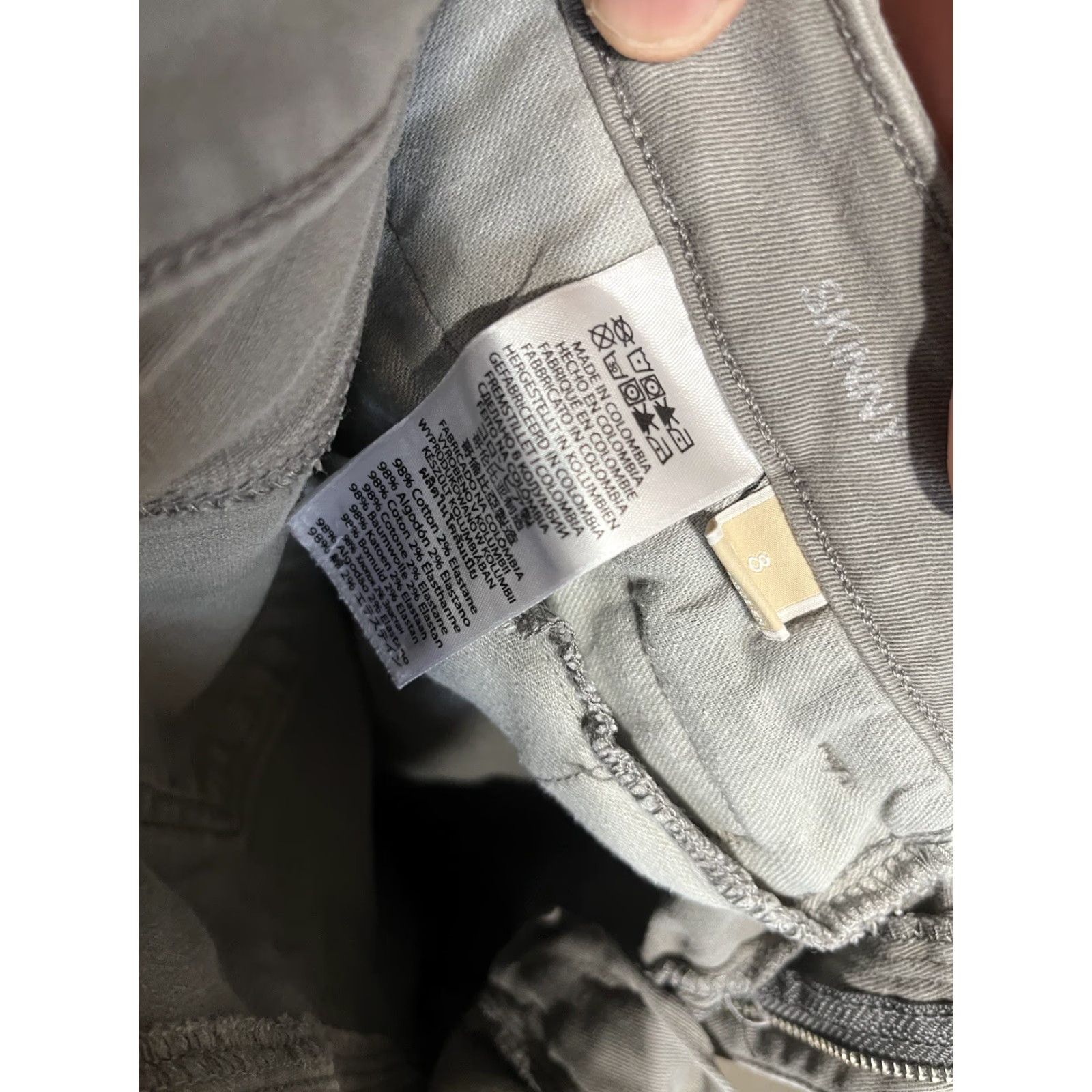 Michael Kors Michael Kors Skinny Jeans Size 8 Gray Stretch MidRise Zip Fly Denim Womens jeans Slim 8 Gray Size 24" / US 00 / IT 34 - 5 Thumbnail