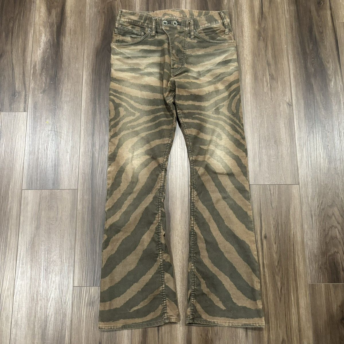 Le Grande Bleu Wolf | Grailed