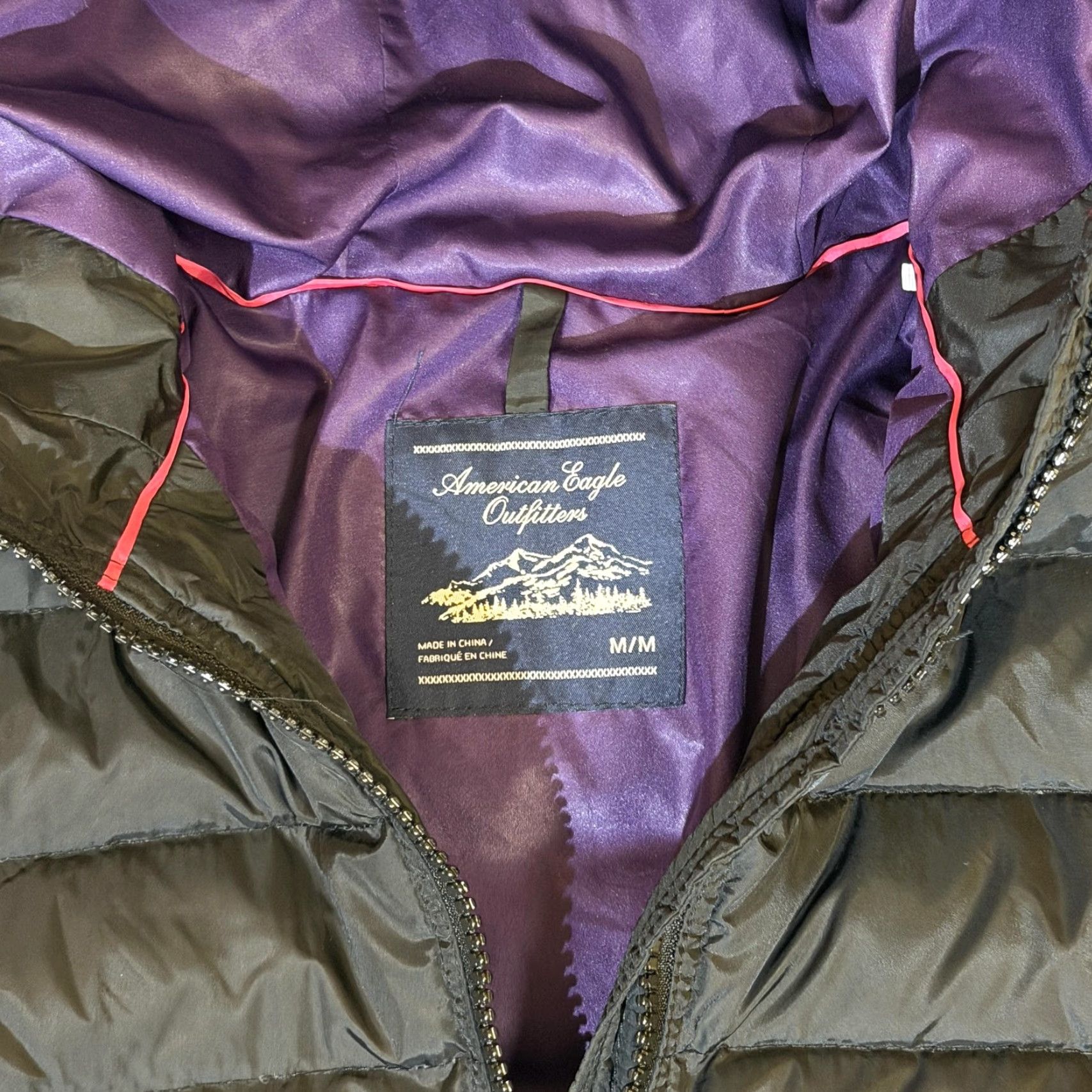 American Eagle Outfitters American Eagle Outfitters Hooded Puffer Jacket Womens Medium Real Down 70/30 Black Nylon Quilted Zipper Pockets Short Coat Winter Casual Travel Mens? Size M / US 6-8 / IT 42-44 - 3 Thumbnail