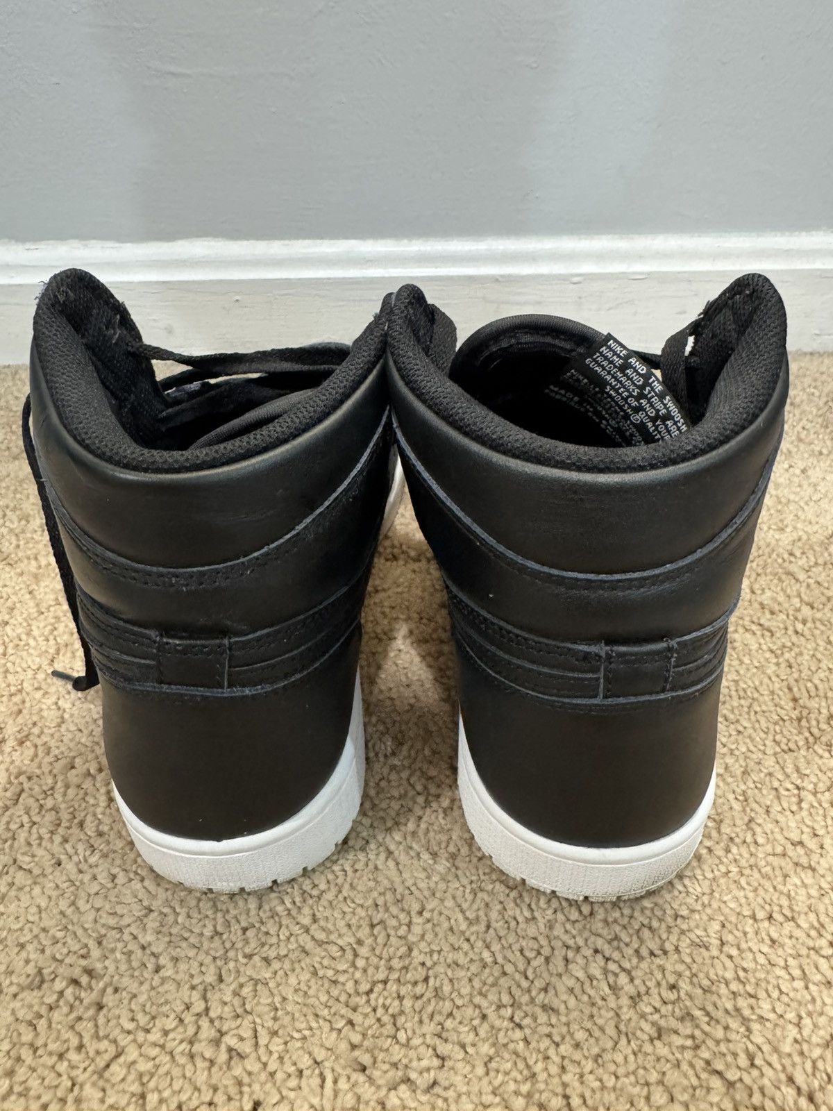 Jordan Brand Jordan 1 Cyber Monday 2015 Size US 10 / EU 43 - 3 Thumbnail