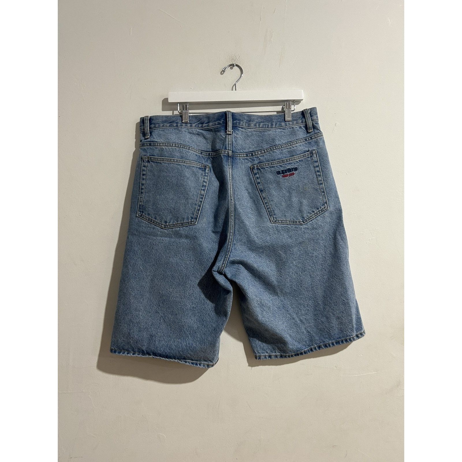 Supreme SUPREME BAGGY WASHED DENIM INDIGO SIZE 34 PREOWNED | Grailed