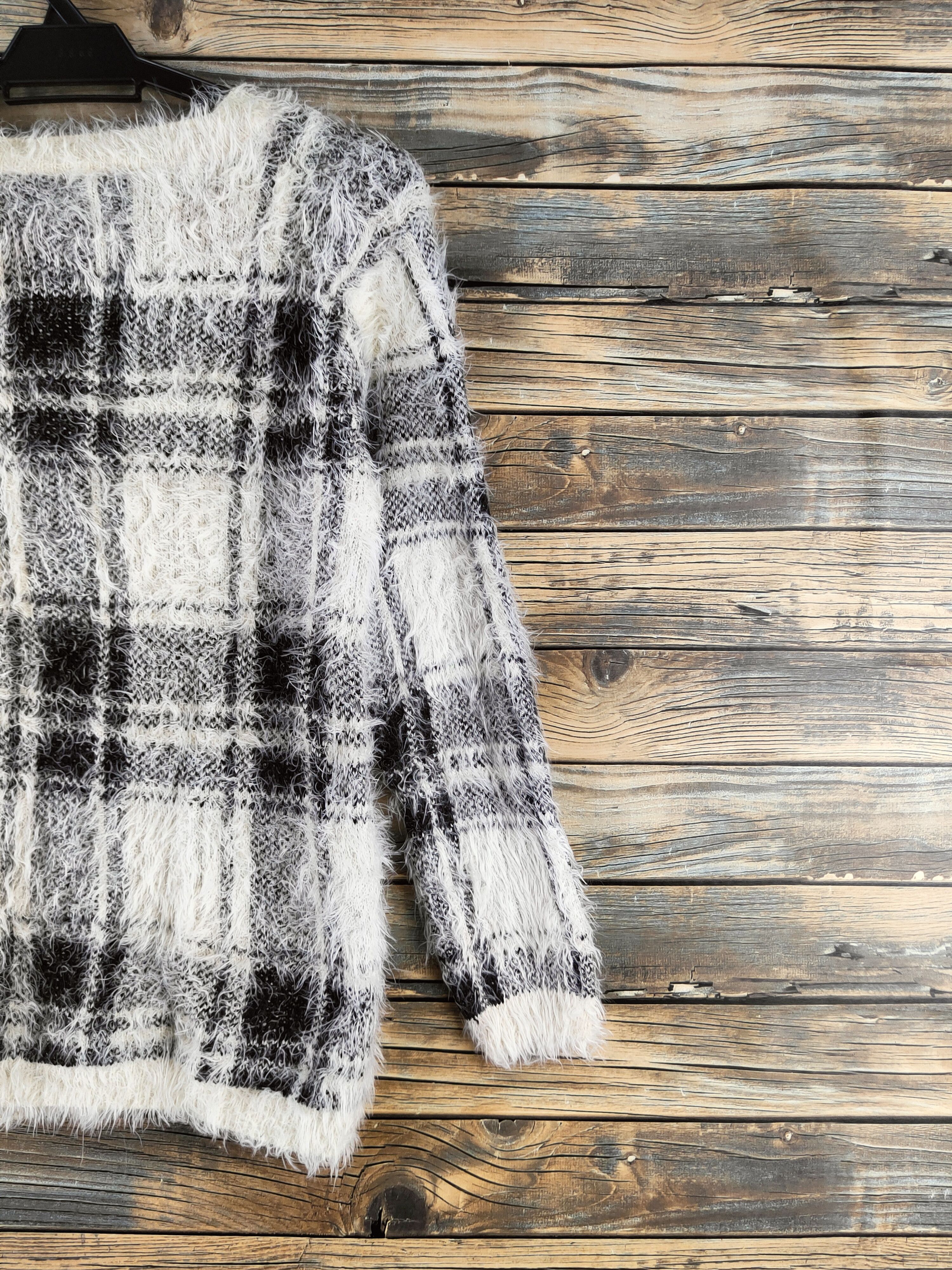 Japanese Brand DL Japanese Brand Black White Fur Mohair Knitwear #46-983 Size S / US 4 / IT 40 - 9 Thumbnail