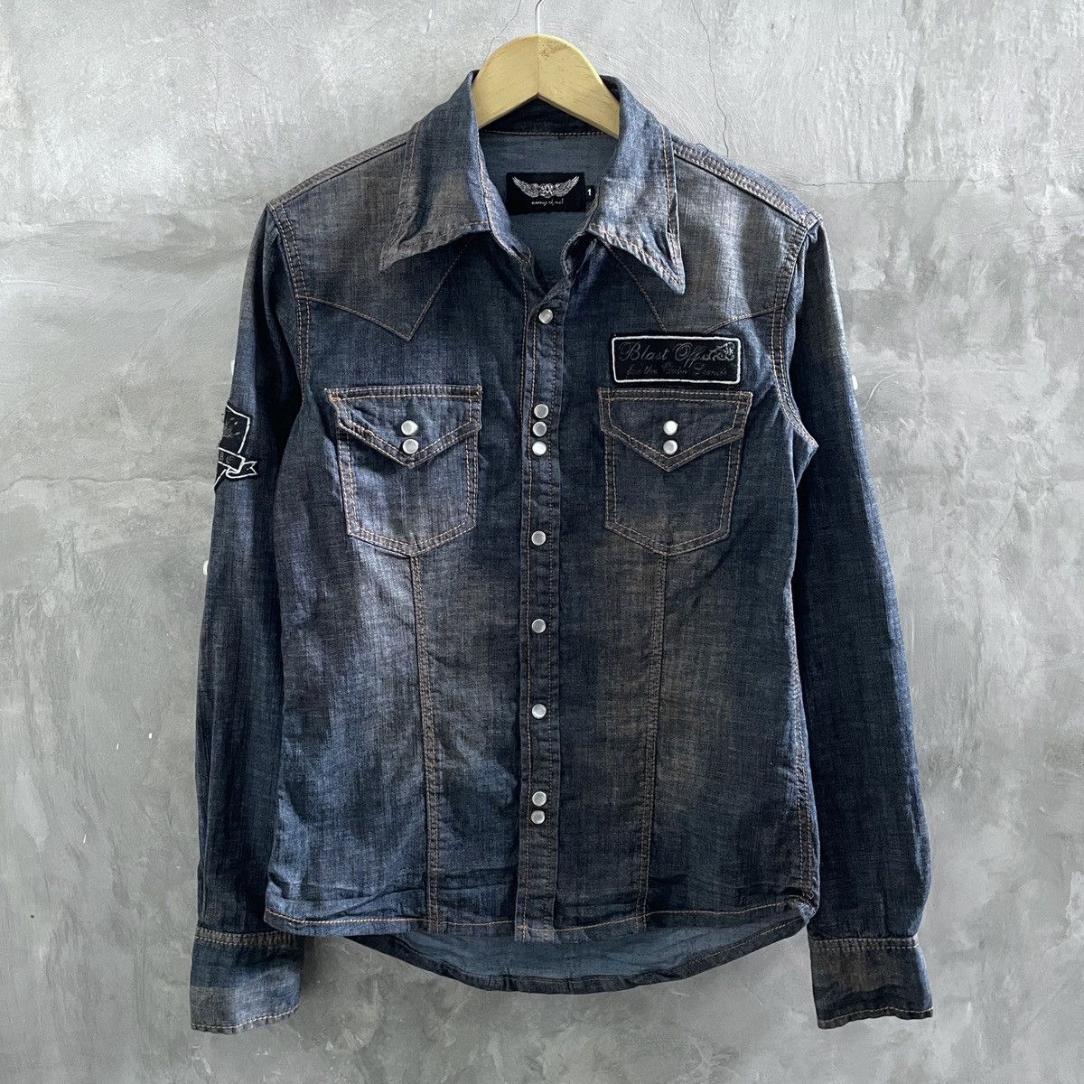 14th Addiction × If Six Was Nine × Le Grande Bleu (L.G.B.) 🔥Anarchy Blue denim snap button patch shirt Size US S / EU 44-46 / 1 - 1 Thumbnail