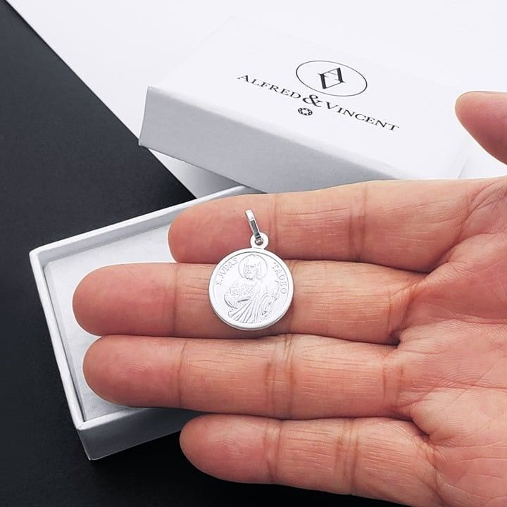 Other St Jude Thaddeus .925 Sterling Silver 18mm Medal Pendant Size ONE SIZE - 3 Thumbnail