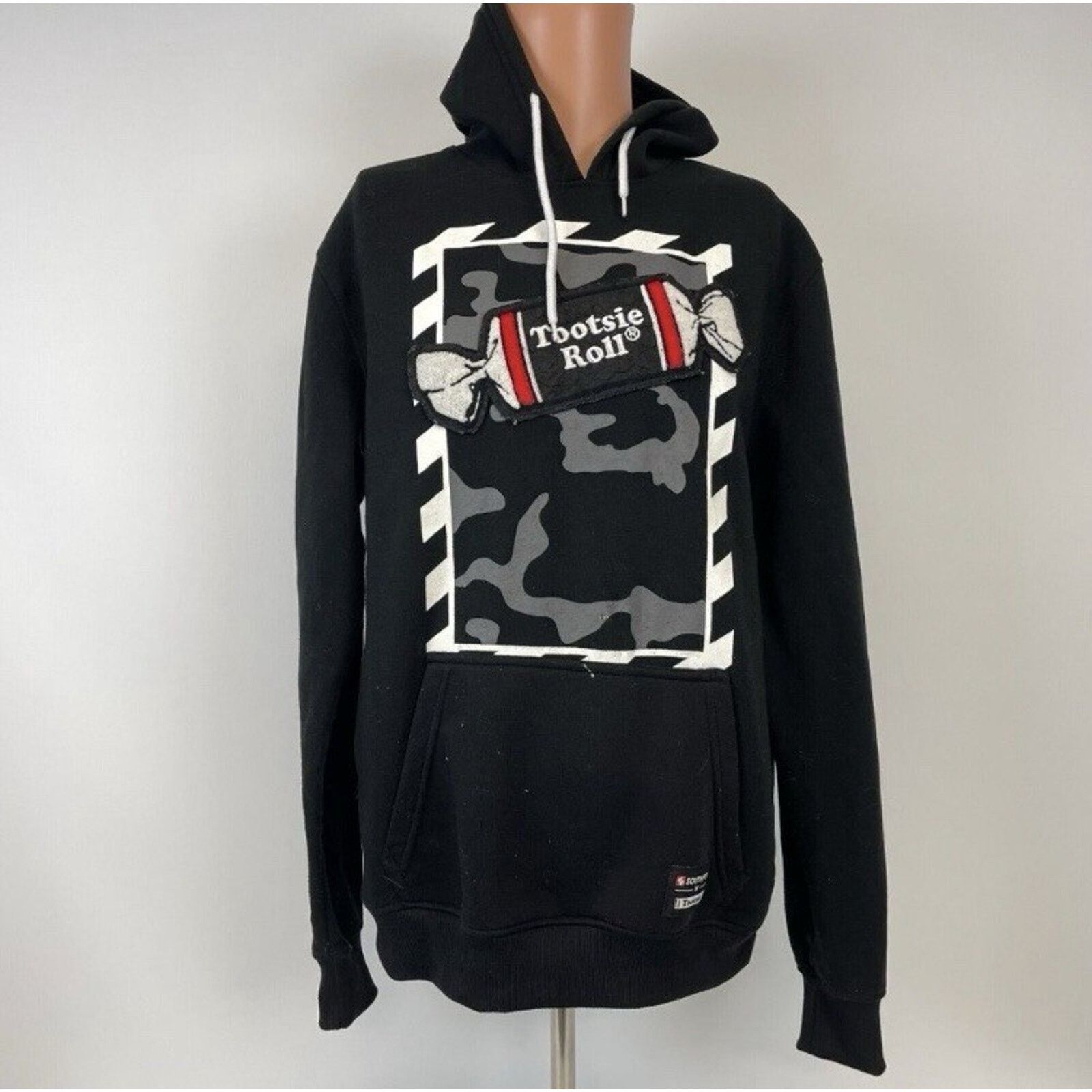 Southpole Southpole x Tootsie Pop Collaboration Hoodie NWT L Size US L / EU 52-54 / 3 - 3 Thumbnail