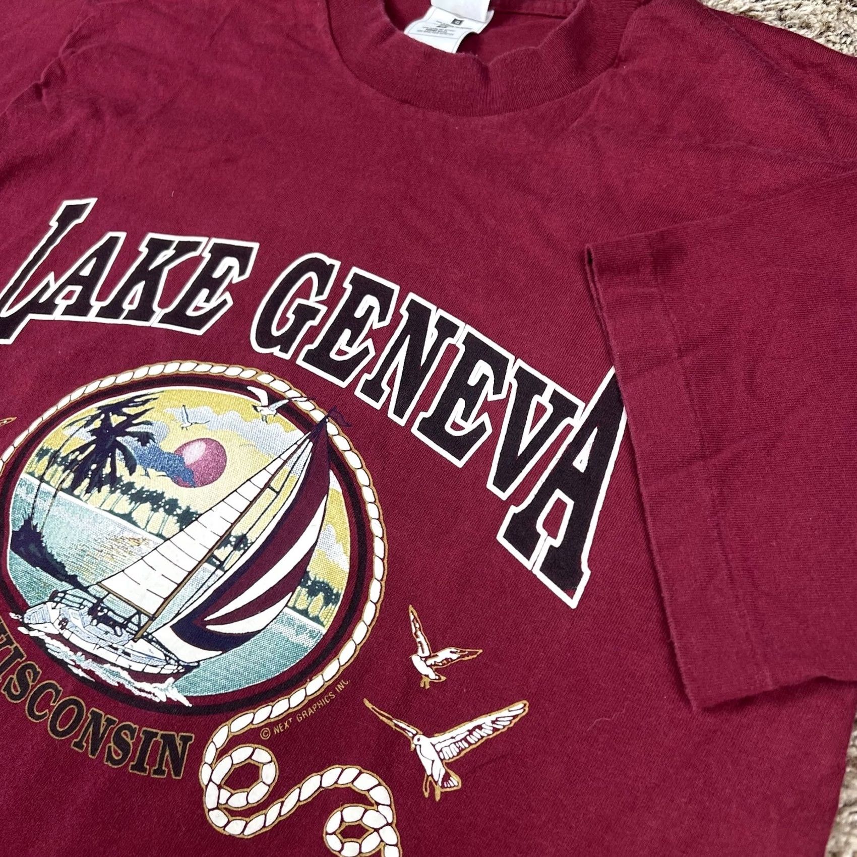 Fruit Of The Loom VINTAGE Lake Geneva Wisconsin Graphic Single Stitch T-Shirt Large Made USA Nike Shirt? Size US L / EU 52-54 / 3 - 4 Thumbnail