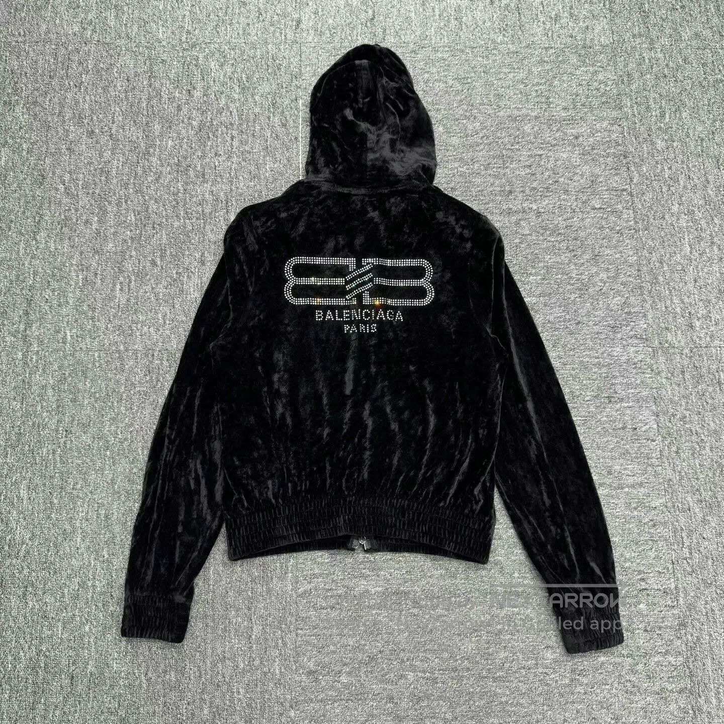 Balenciaga balenciaga velour hooded sweatshirt with rhinestones. Size S / US 4 / IT 40 - 3 Thumbnail