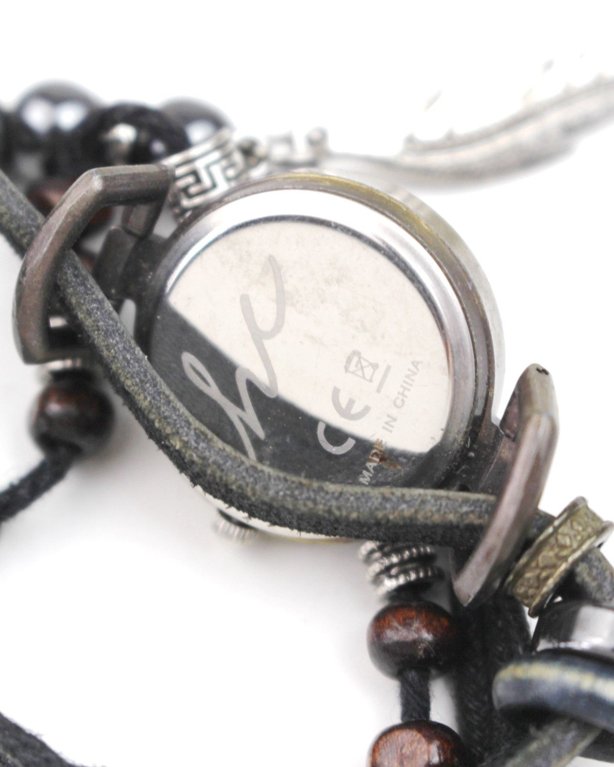 Hysteric Glamour 2000S HIPPIE CHIC BOHO BRACELET WATCH FEATHER & BEADED WRAP Size ONE SIZE - 7 Thumbnail