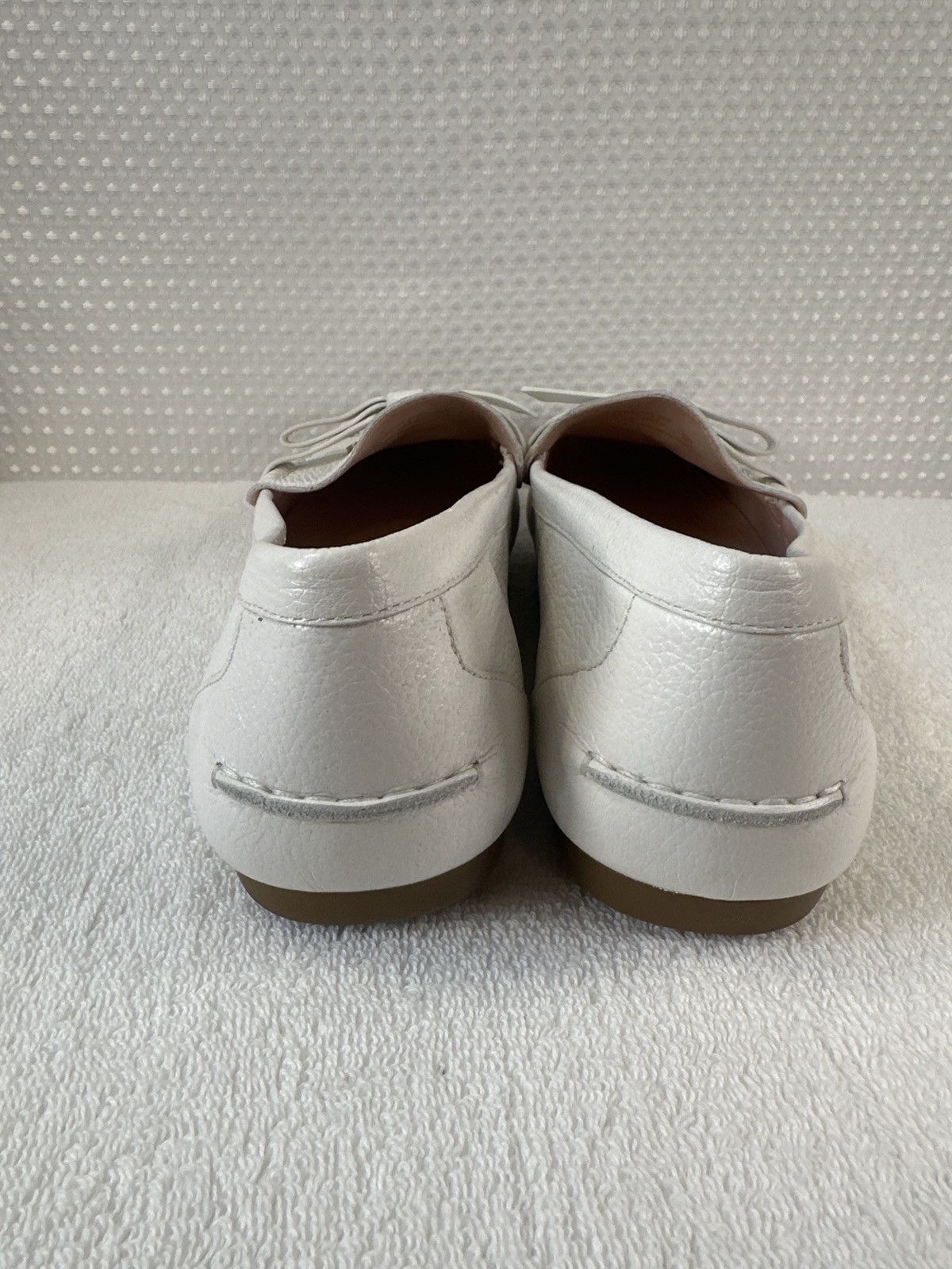Kate Spade Kate Spade Desi White Leather Bow Loafers Size US 10 / IT 40 - 4 Thumbnail