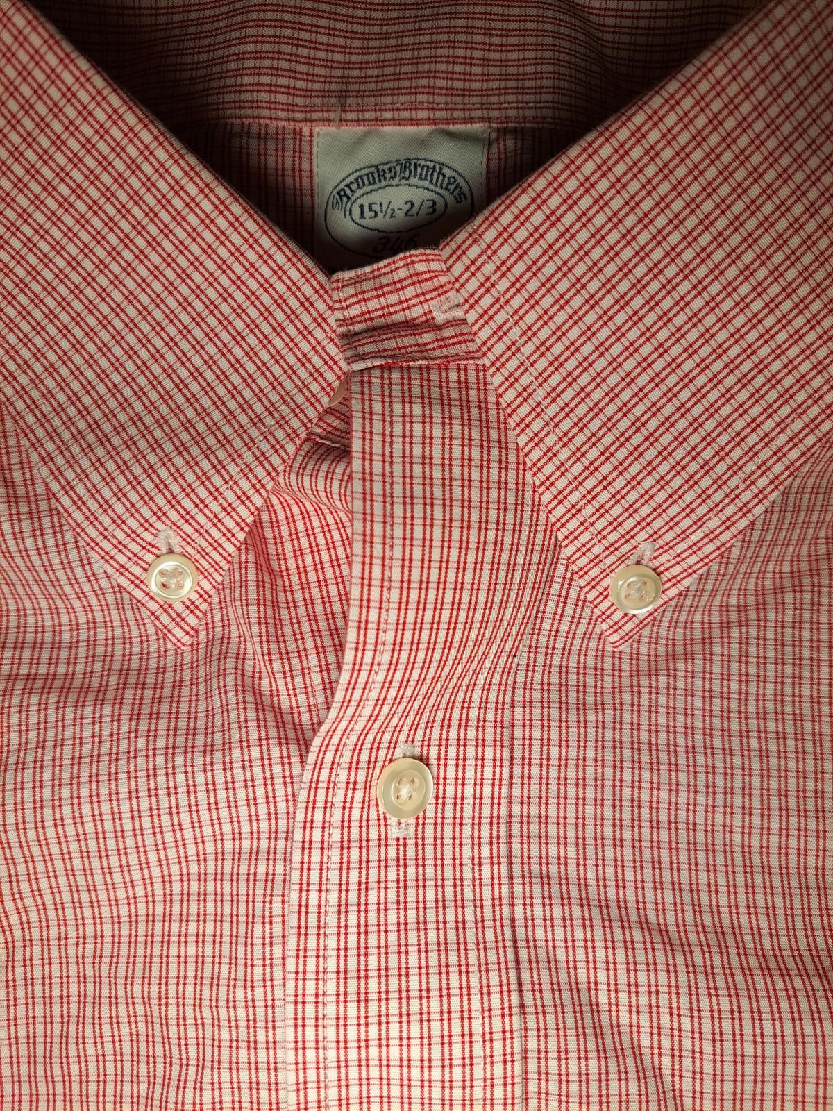 Brooks Brothers Brooks Brothers Button Up Shirt Medium 15.5-32/33 Red Plaid Size US M / EU 48-50 / 2 - 4 Thumbnail