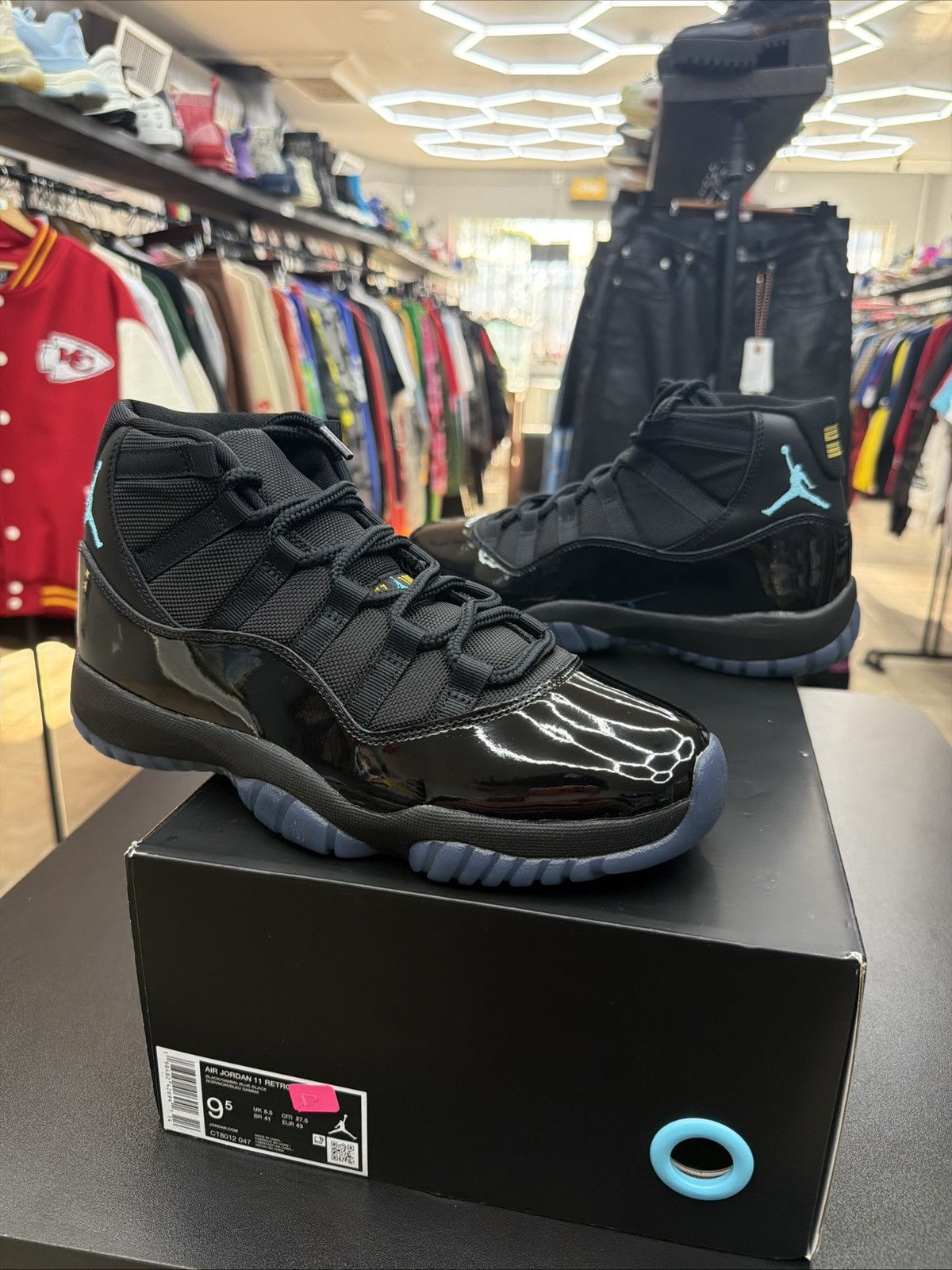 Jordan Brand Air-Jordan Gamma Blue 11s Brand New Quick Shipping 9.5 Size US 9.5 / EU 42-43 - 3 Thumbnail