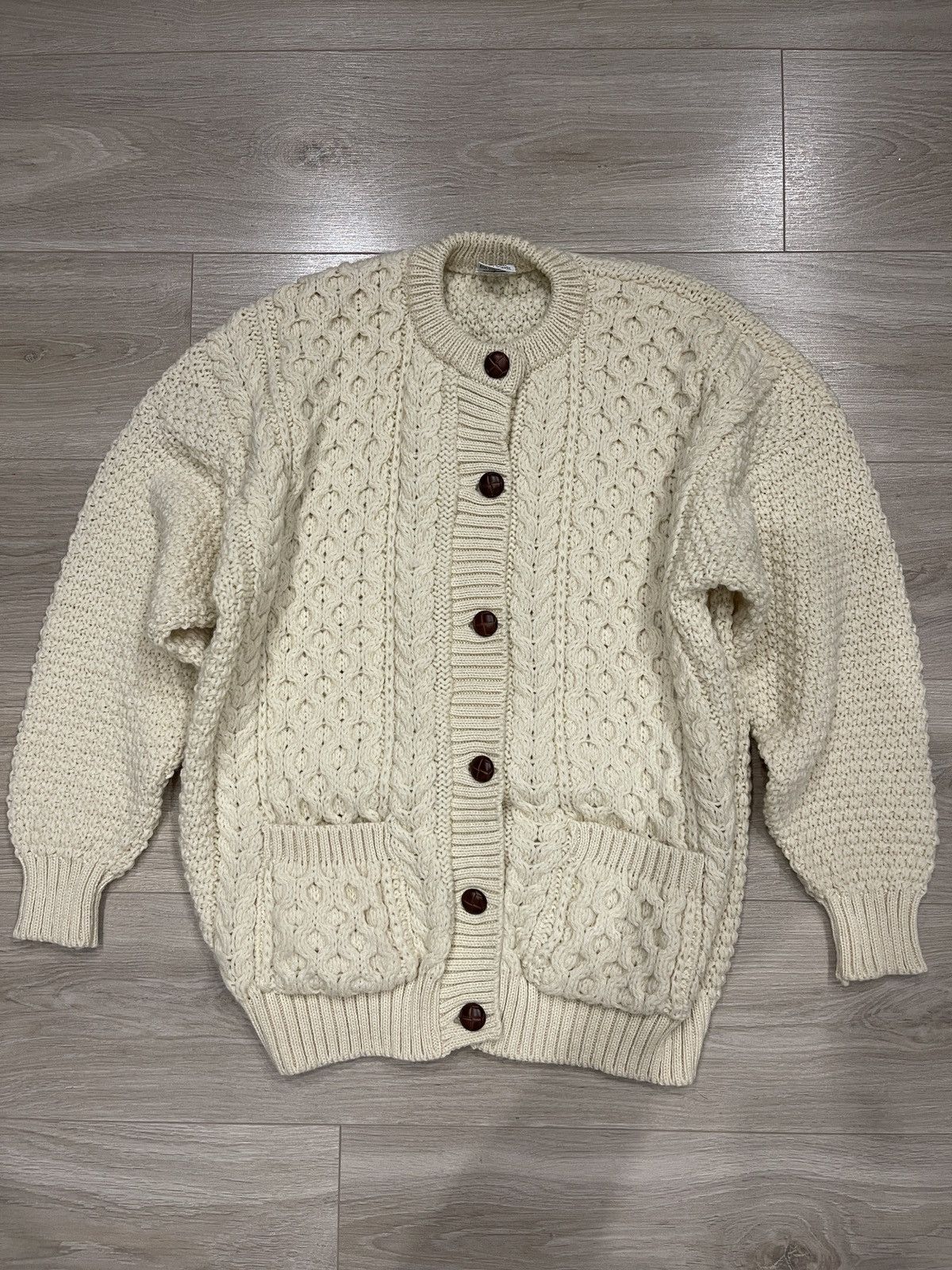 Vintage Vintage knitted cardigan beige wool unisex L Size XL / US 12-14 / IT 48-50 - 1 Thumbnail