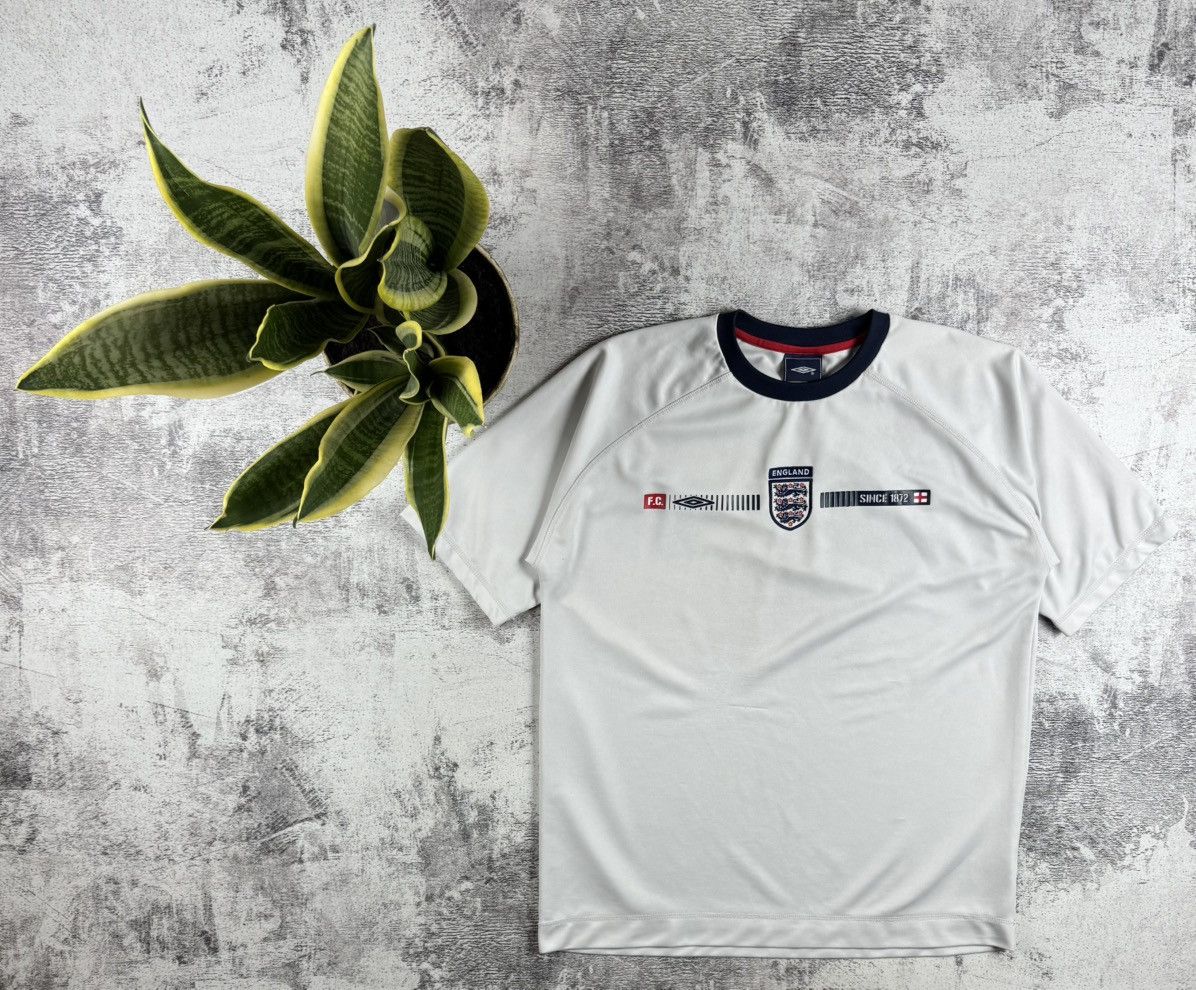 Umbro England National Soccer Football 00s Jersey Blockcore T Shirt Tee Size US L / EU 52-54 / 3 - 1 Thumbnail