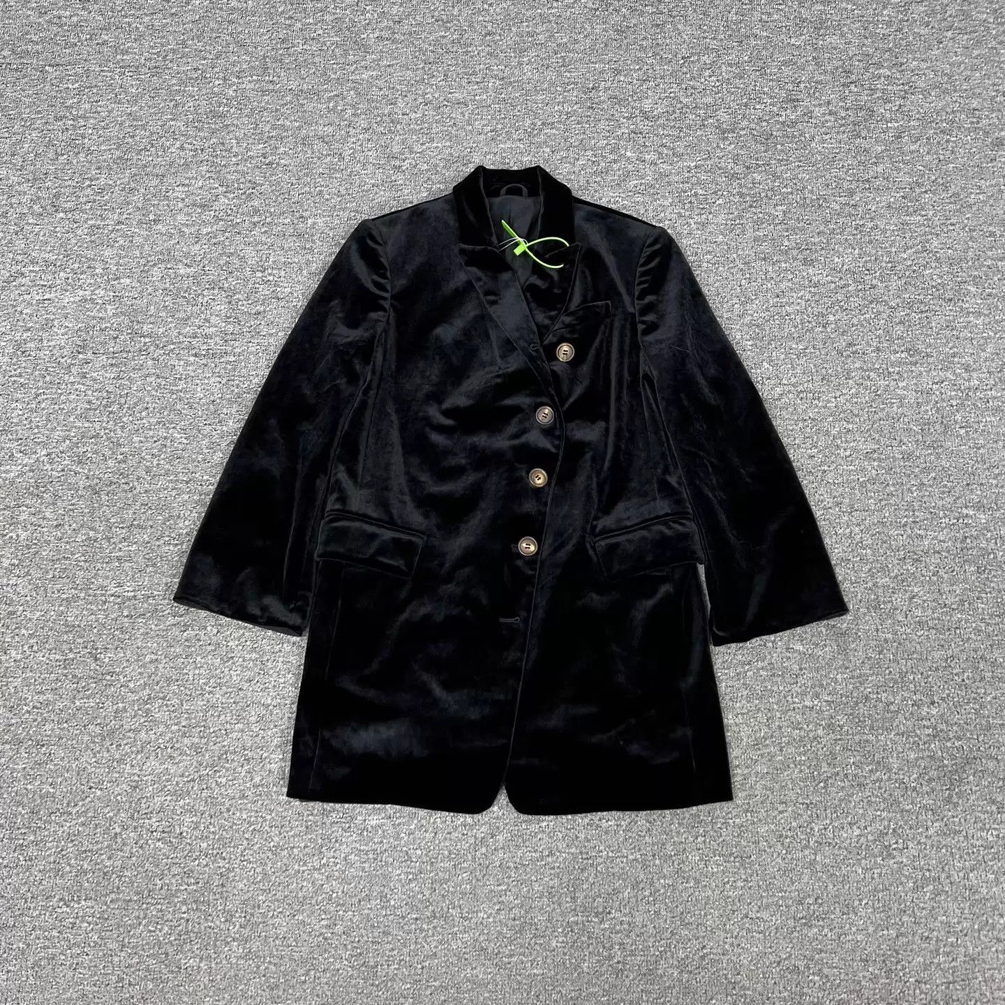 Brunello Cucinelli Brunello Cucinelli BC black velvet casual blazer Size XS / US 0-2 / IT 36-38 - 1 Thumbnail