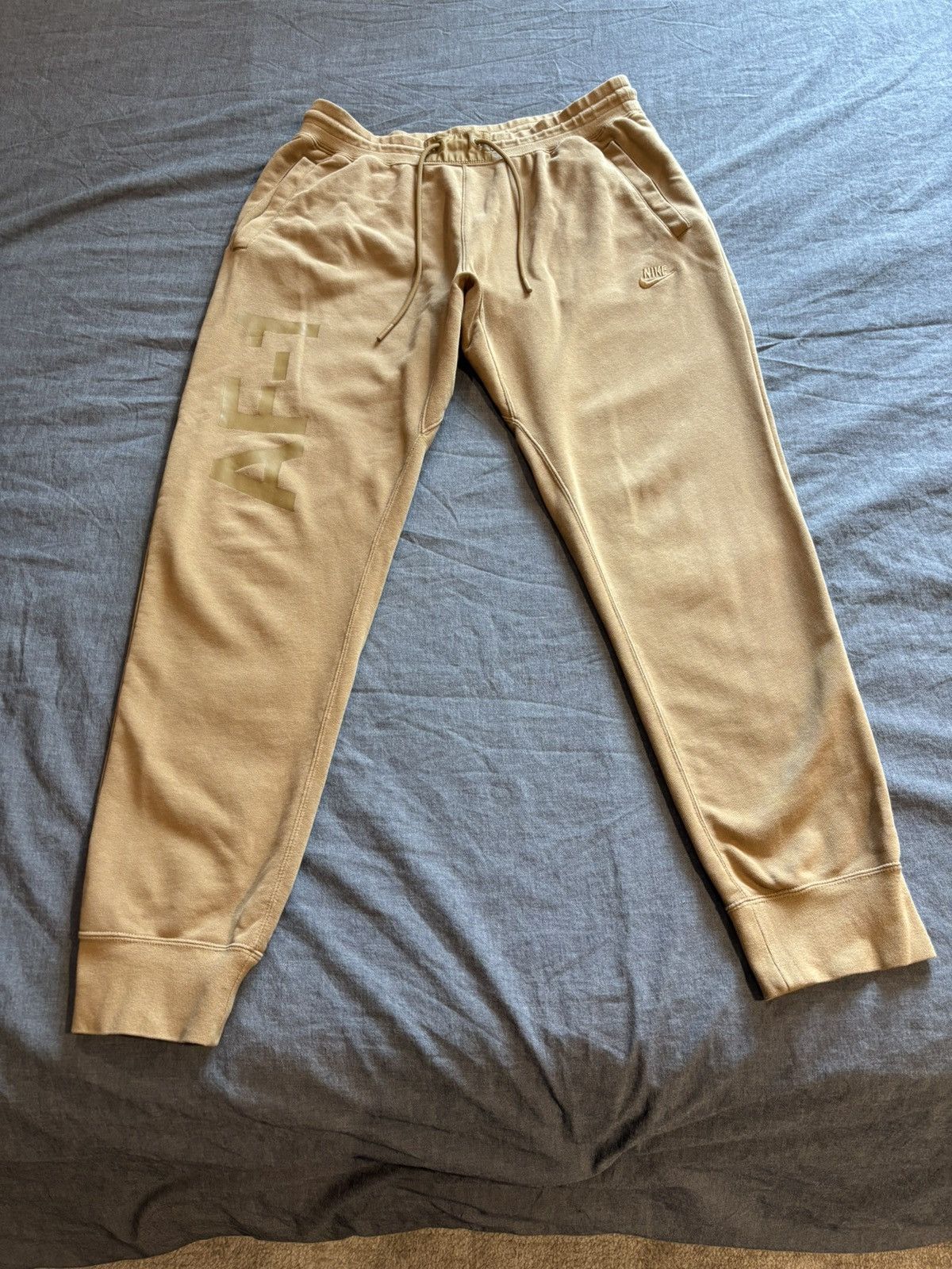 Nike Nike Air Force 1 Sweatpants/Joggers Size US 36 / EU 52 - 1 Thumbnail
