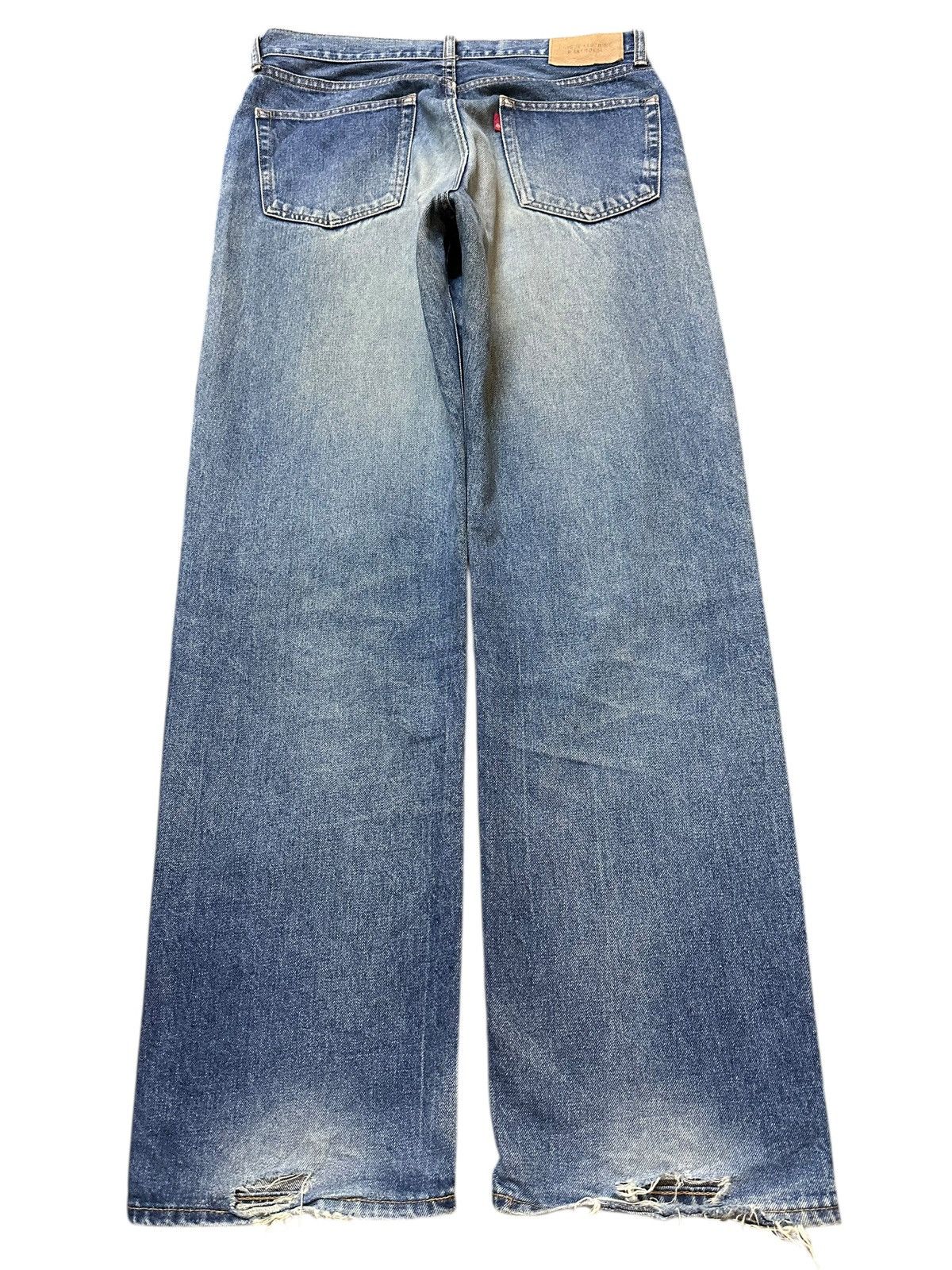 Denime Vintage Japanese Brand Blue Faded Wash Distress Baggy Jeans Size US 32 / EU 48 - 2 Thumbnail
