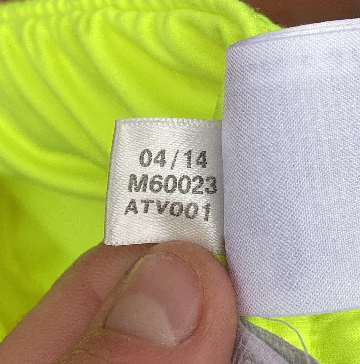 Adidas AJAX AMSTERDAM 2014 2015 AWAY FOOTBALL SOCCER SHORTS ADIDAS Size US 36 / EU 52 - 13 Thumbnail