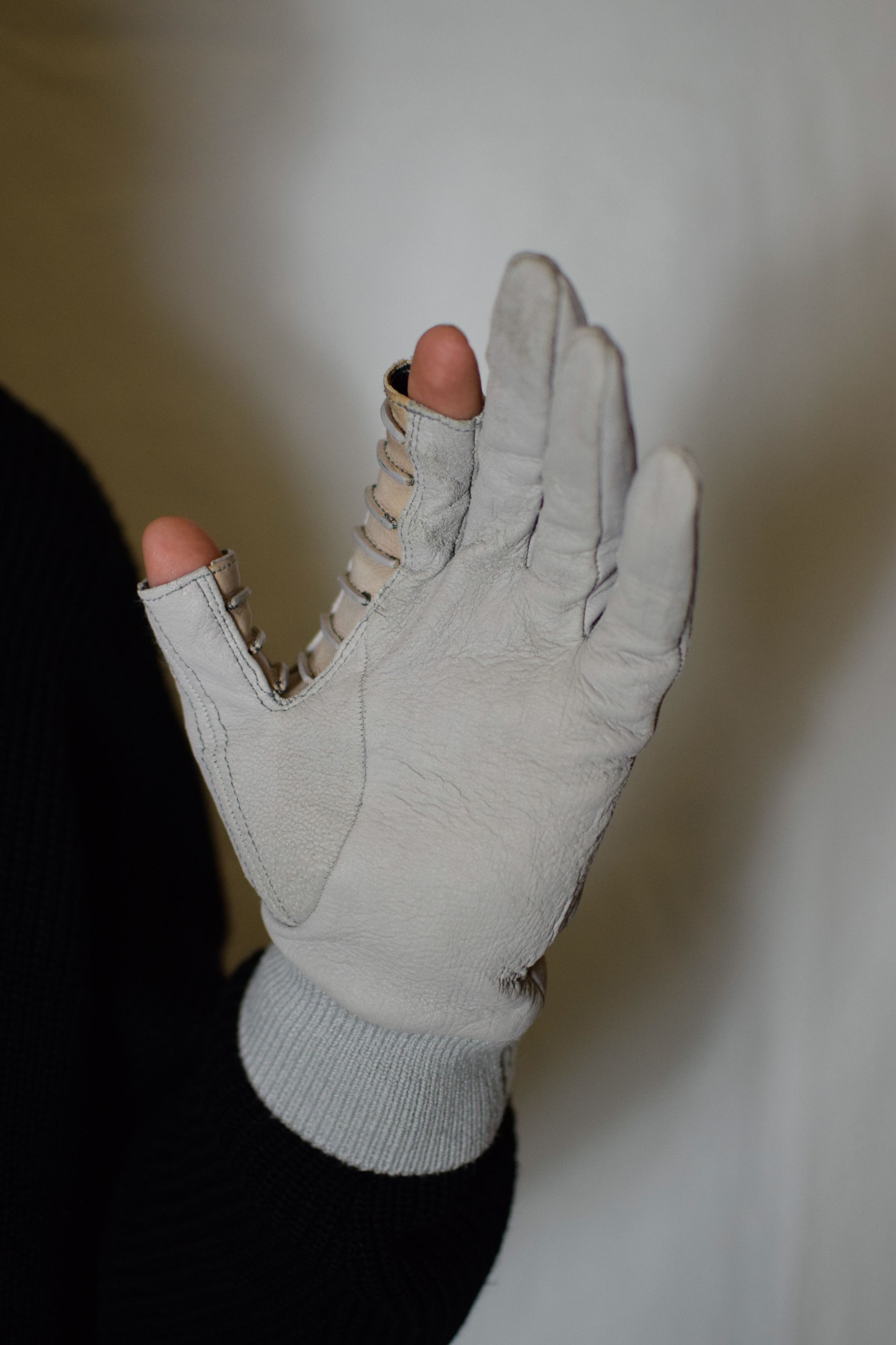 Rick Owens Rick Owens AW14 Ruhlmann Gloves - RR14F2475-COM7 Size ONE SIZE - 8 Thumbnail